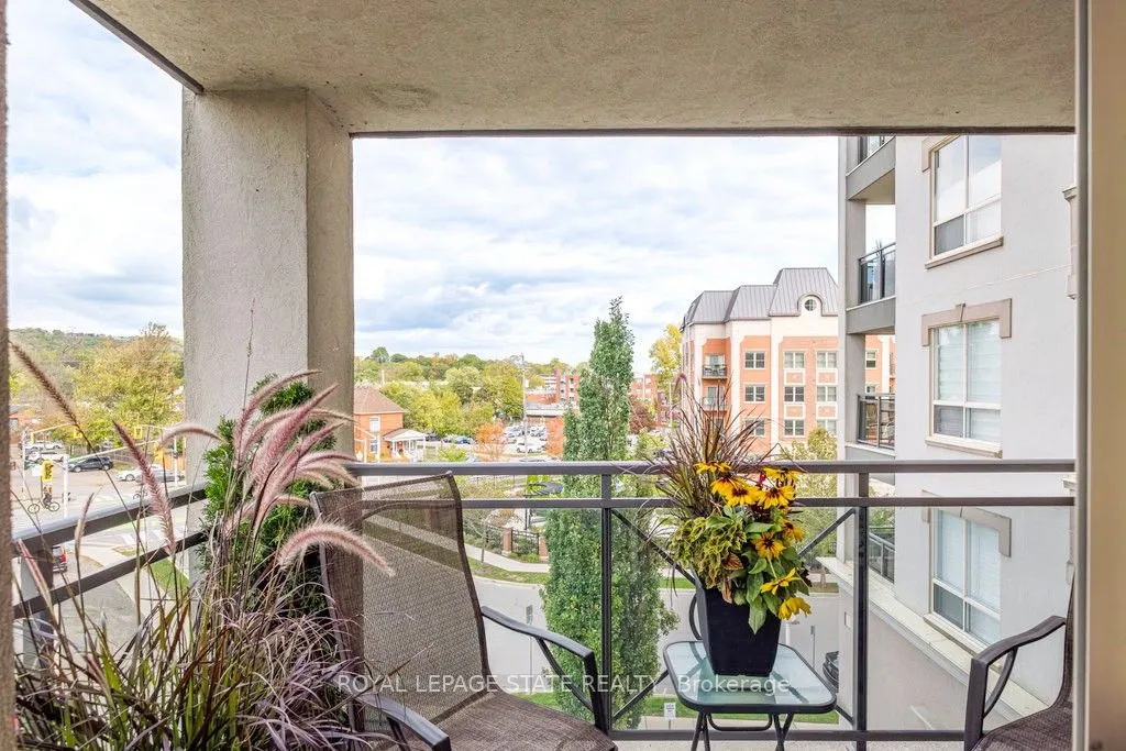4000 Creekside Drive, #401
