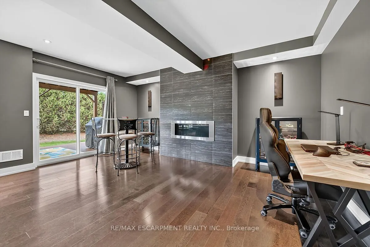 24 Chestnut Drive