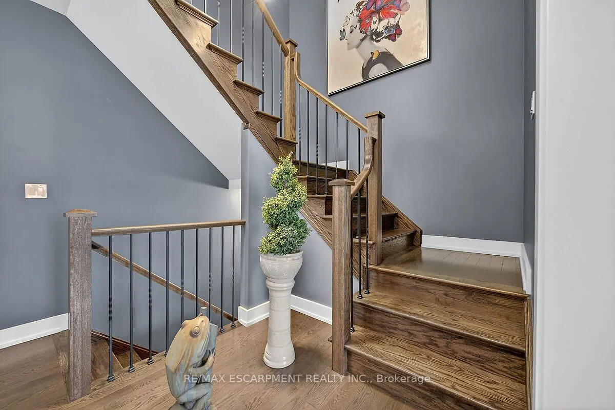 24 Chestnut Drive