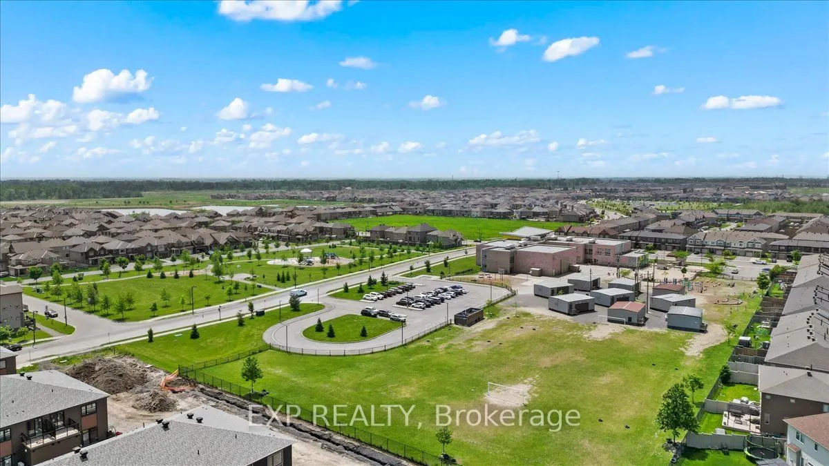 2370 TENTH LINE Road, #3213