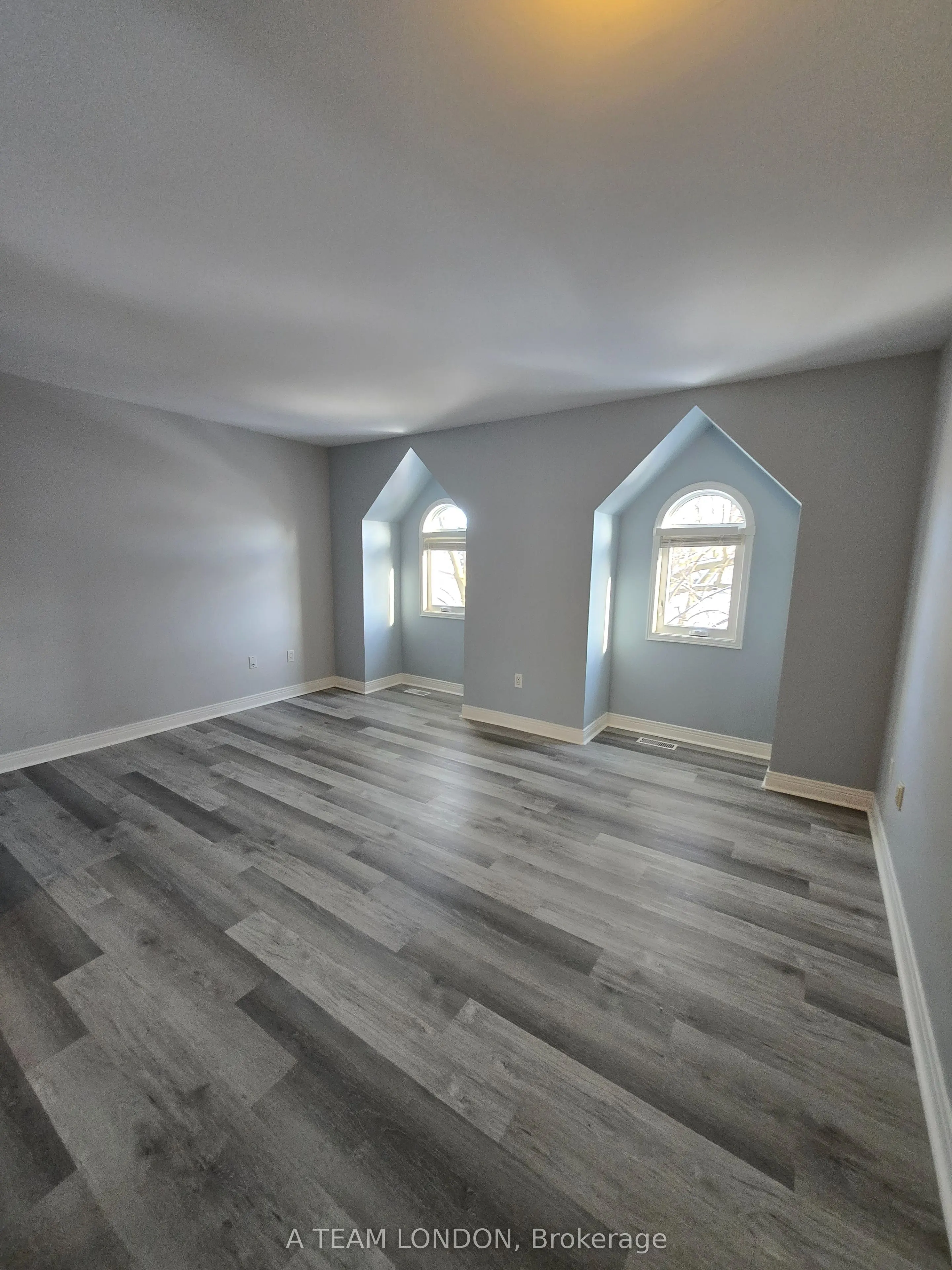 39 Regina Street, #3 & 4