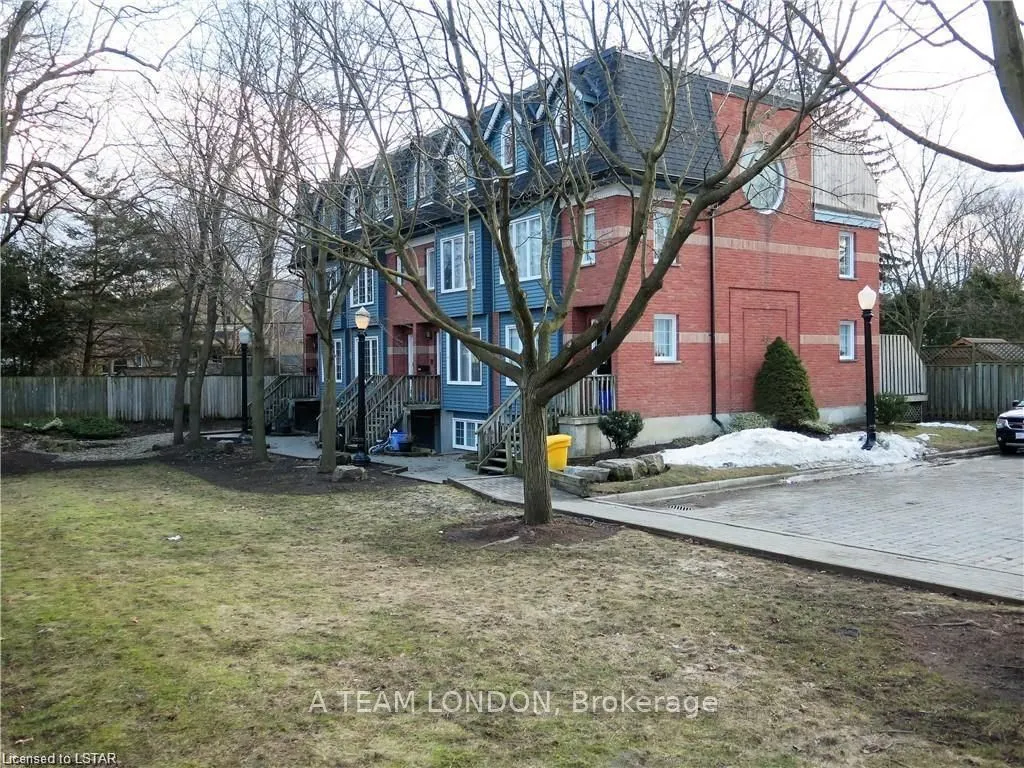 39 Regina Street, #3 & 4