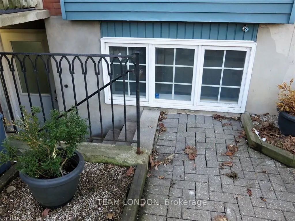 39 Regina Street, #3 & 4