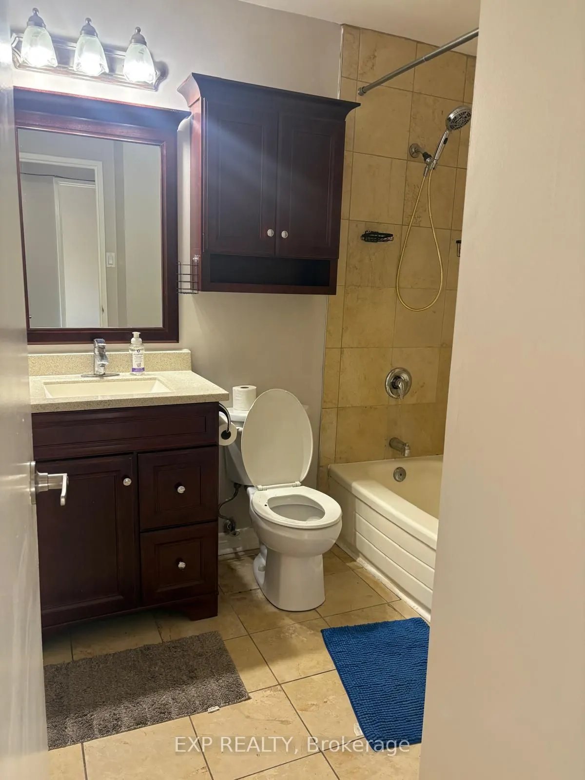 158 Mcarthur Avenue, #3