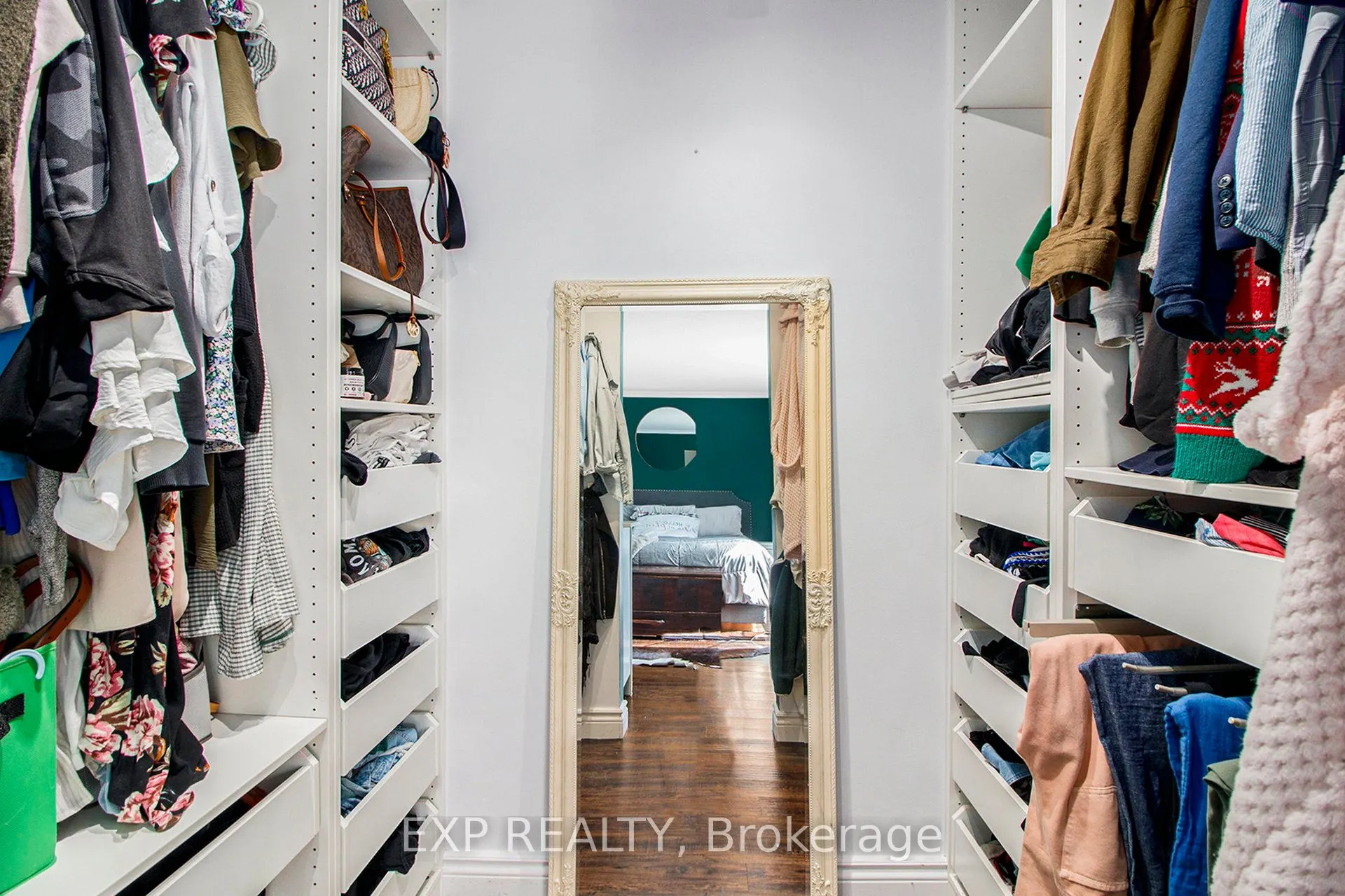 1105 Taffy Lane