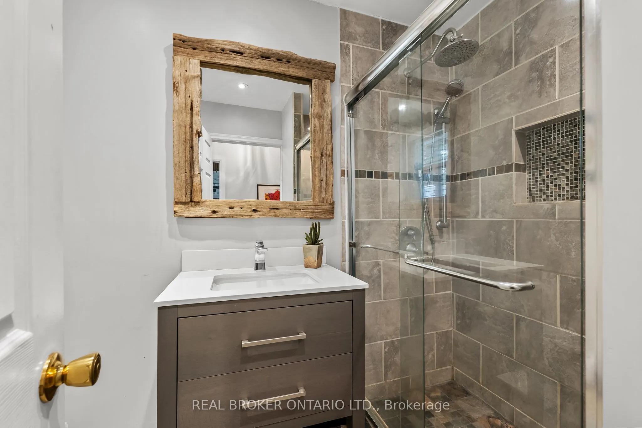 70 Cowans Crescent