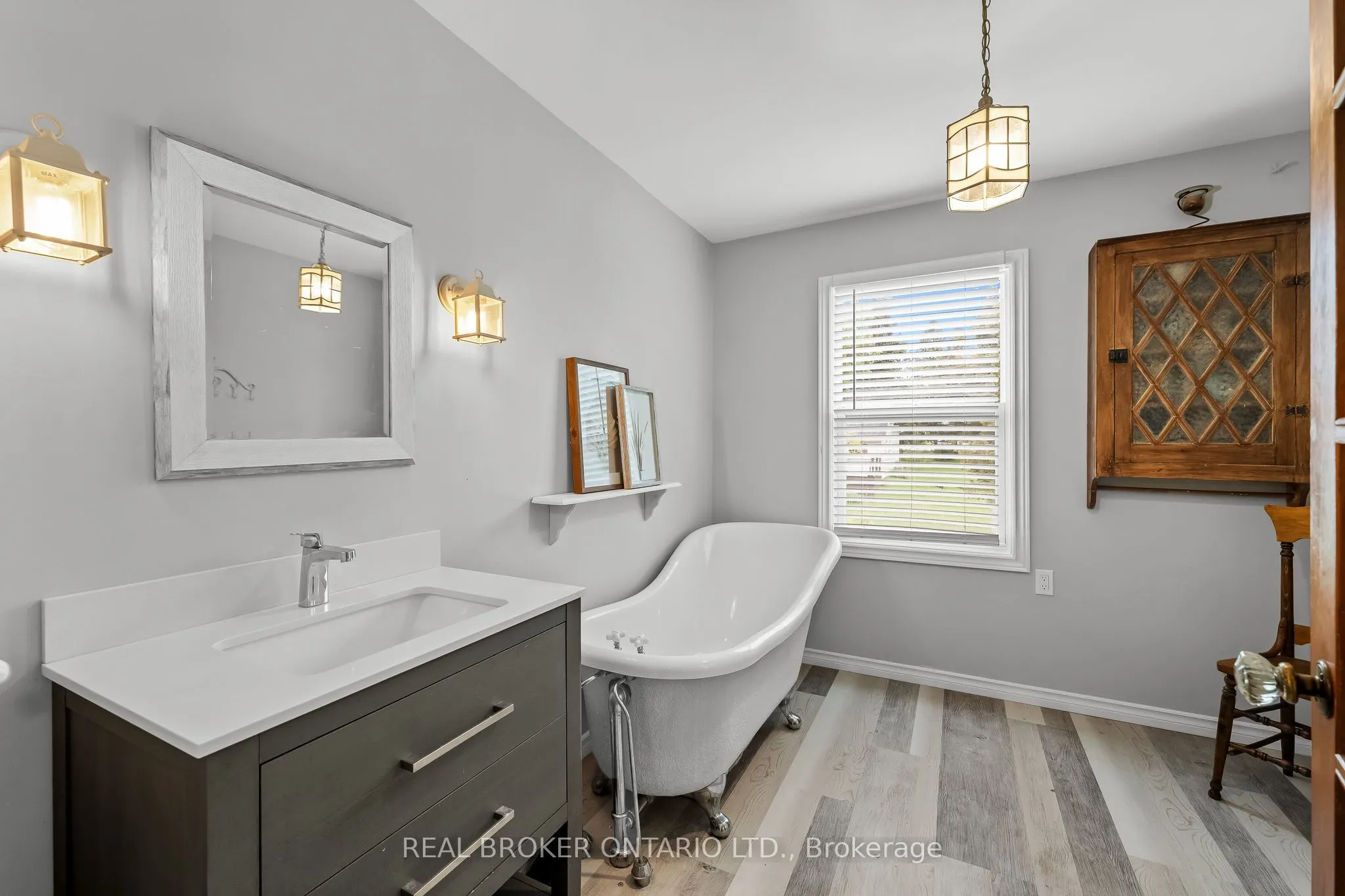 70 Cowans Crescent