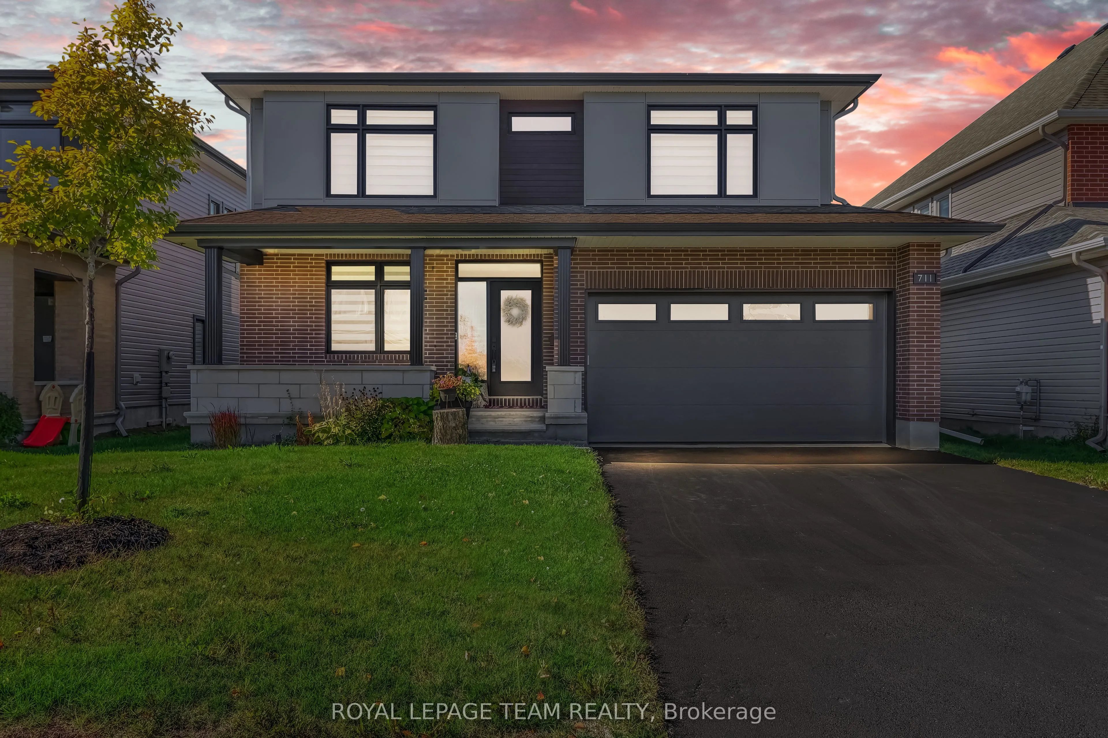 711 Moonflower Crescent
