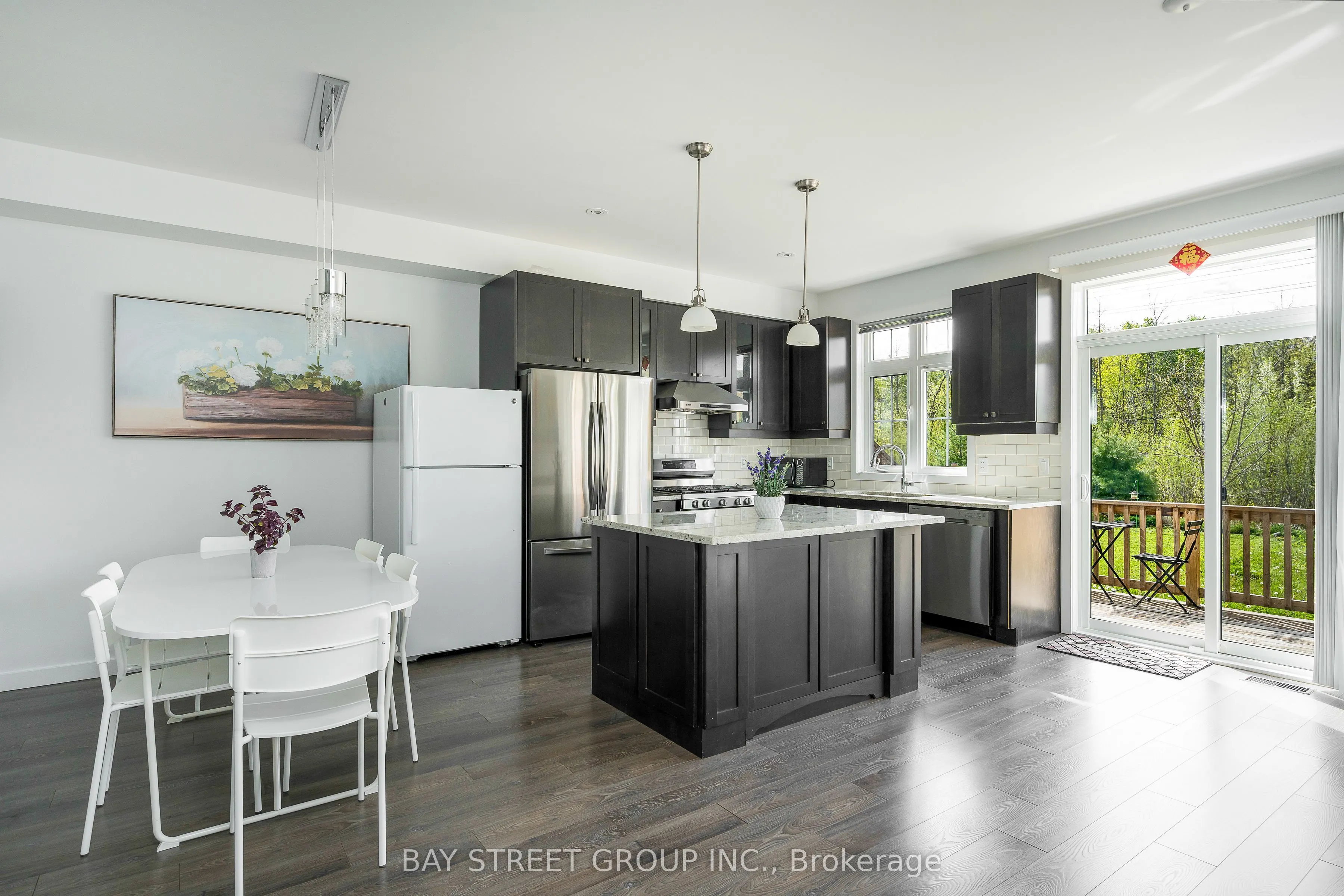142 yellow birch Crescent