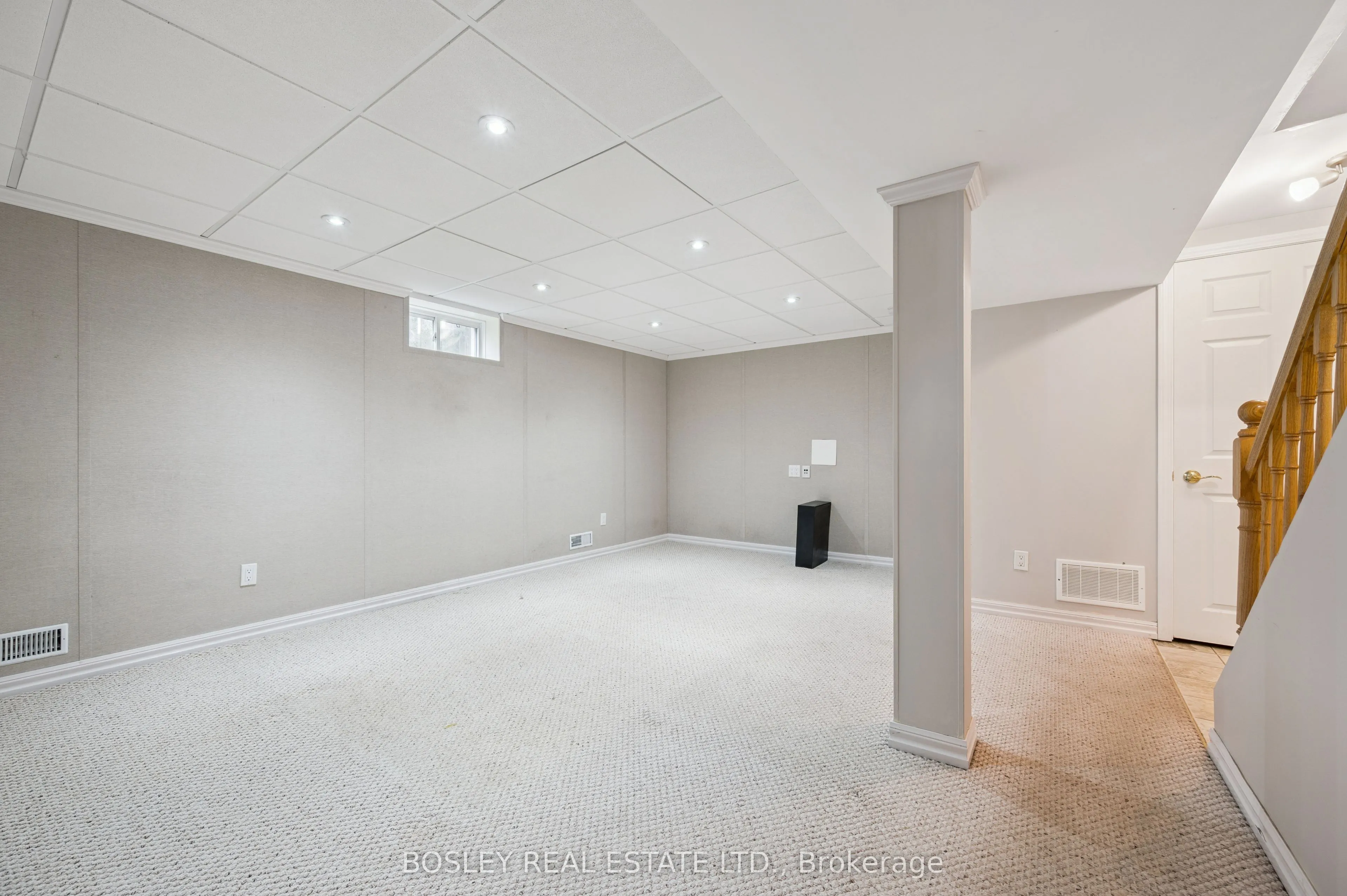 528 Fallingbrook Drive