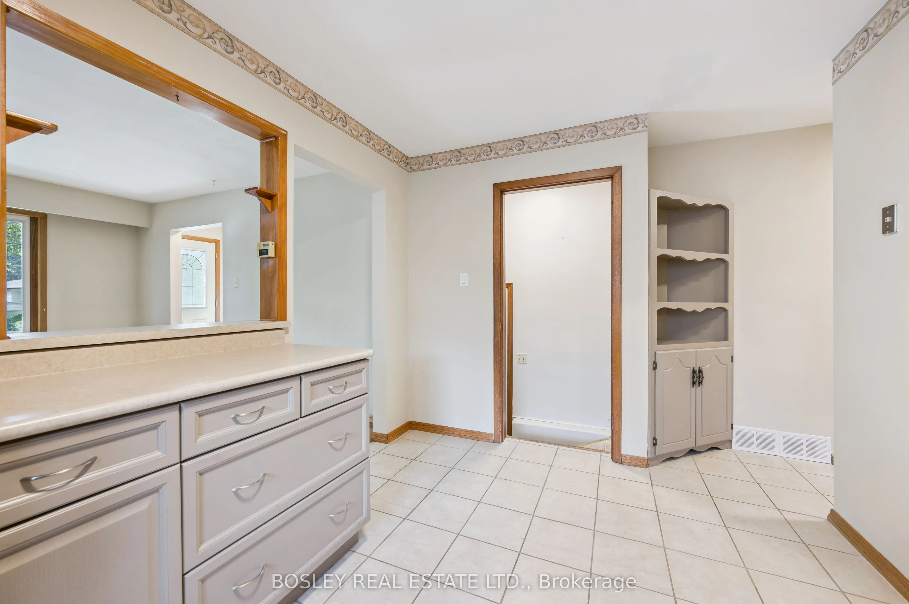 528 Fallingbrook Drive