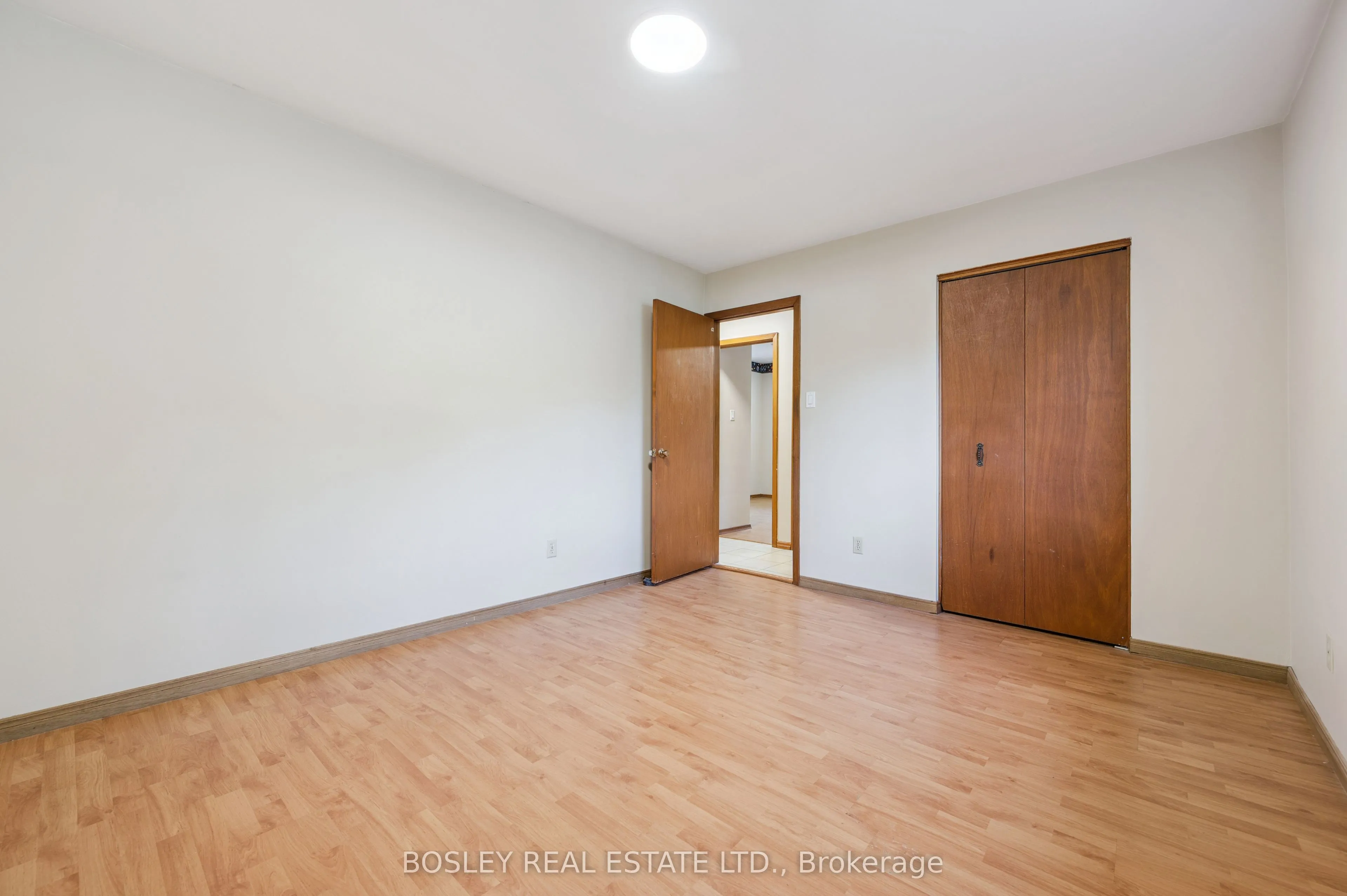 528 Fallingbrook Drive