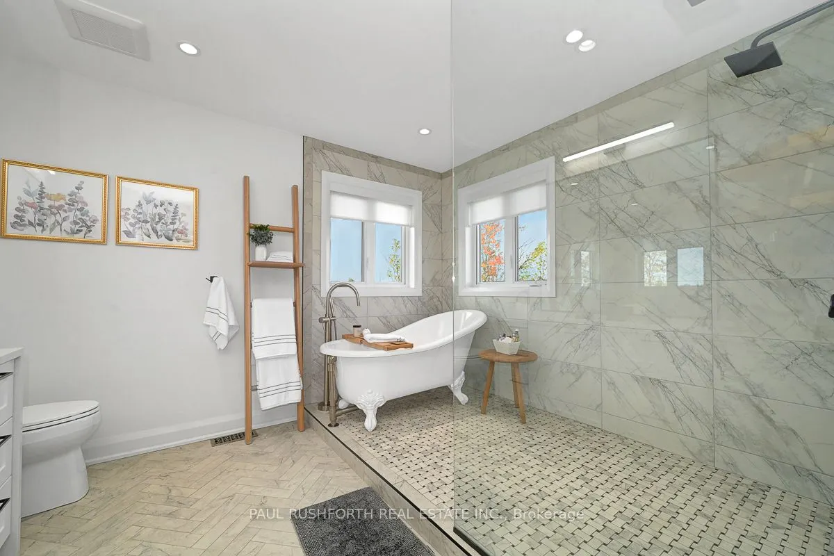 114 Kimpton Drive