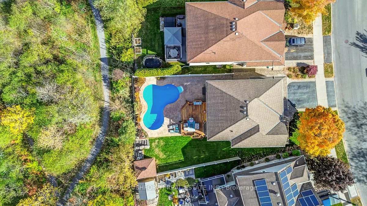 114 Kimpton Drive