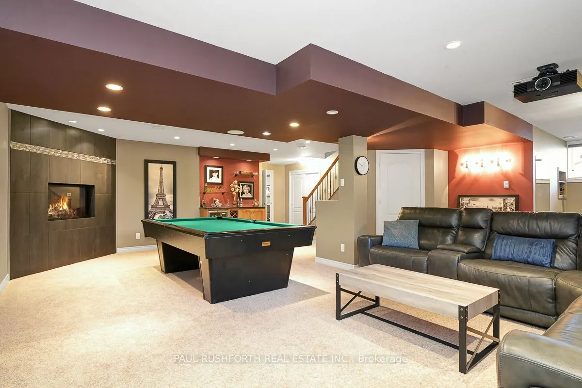 114 Kimpton Drive