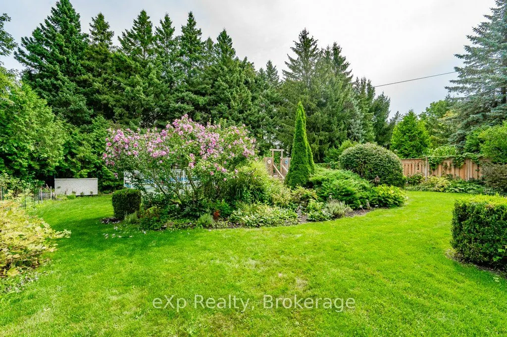 8 Malvern Crescent