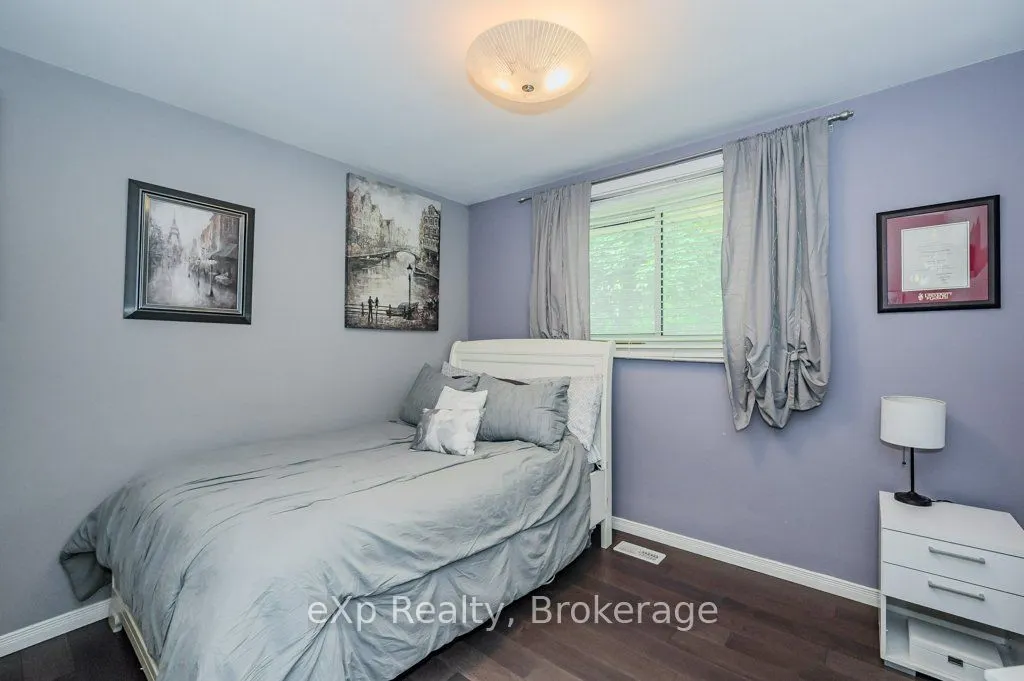 8 Malvern Crescent