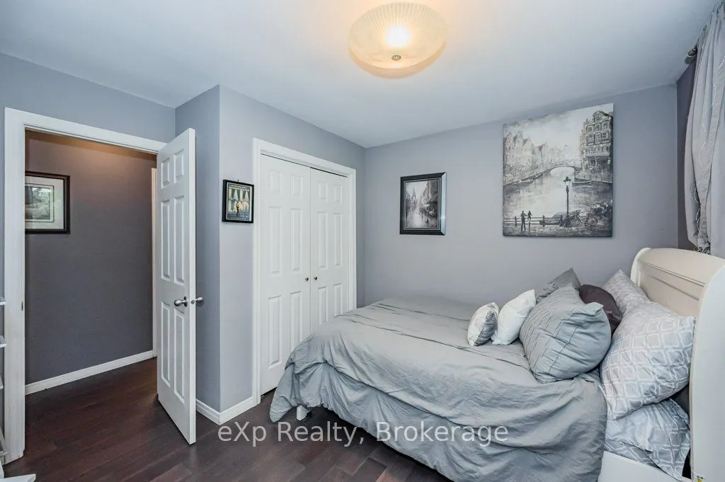 8 Malvern Crescent