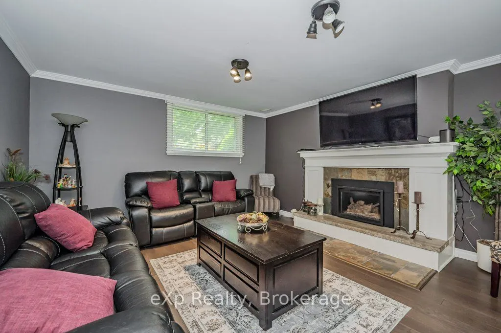 8 Malvern Crescent