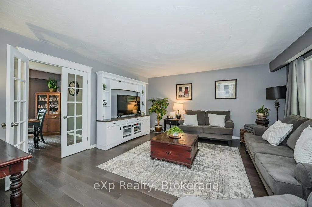 8 Malvern Crescent