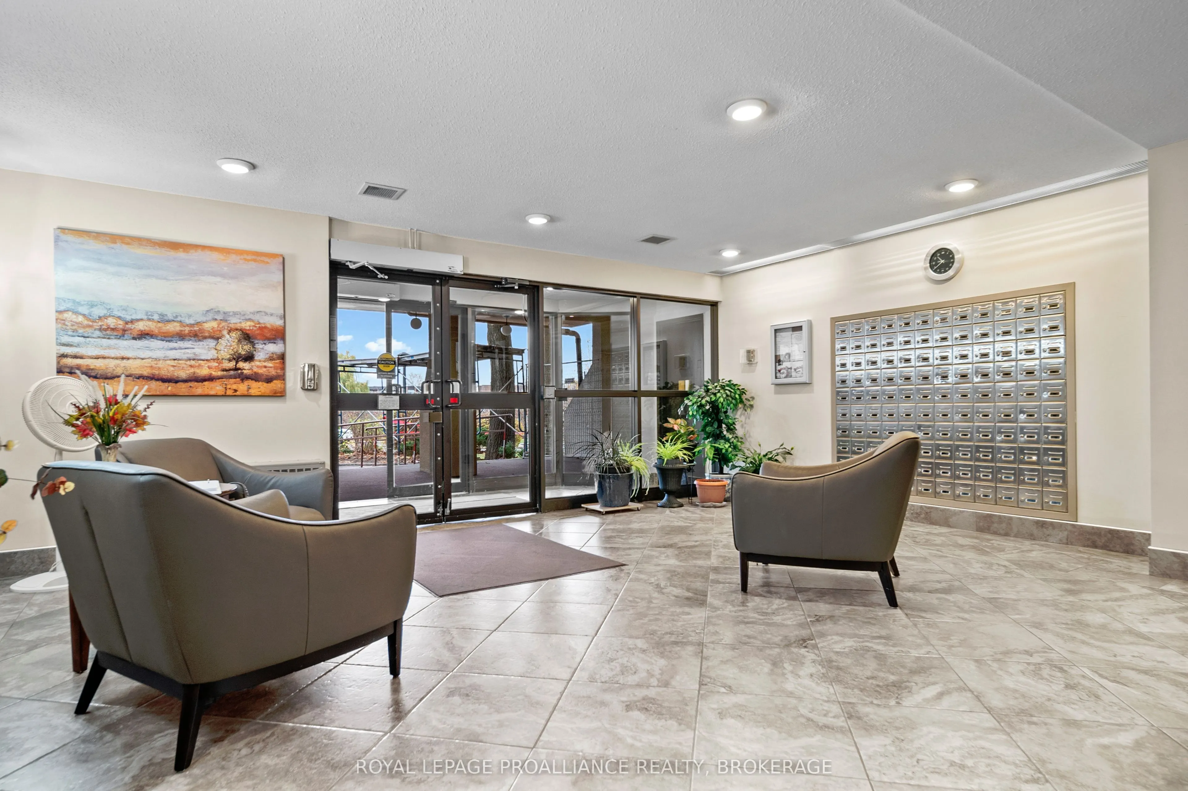 66 Greenview Drive, #510