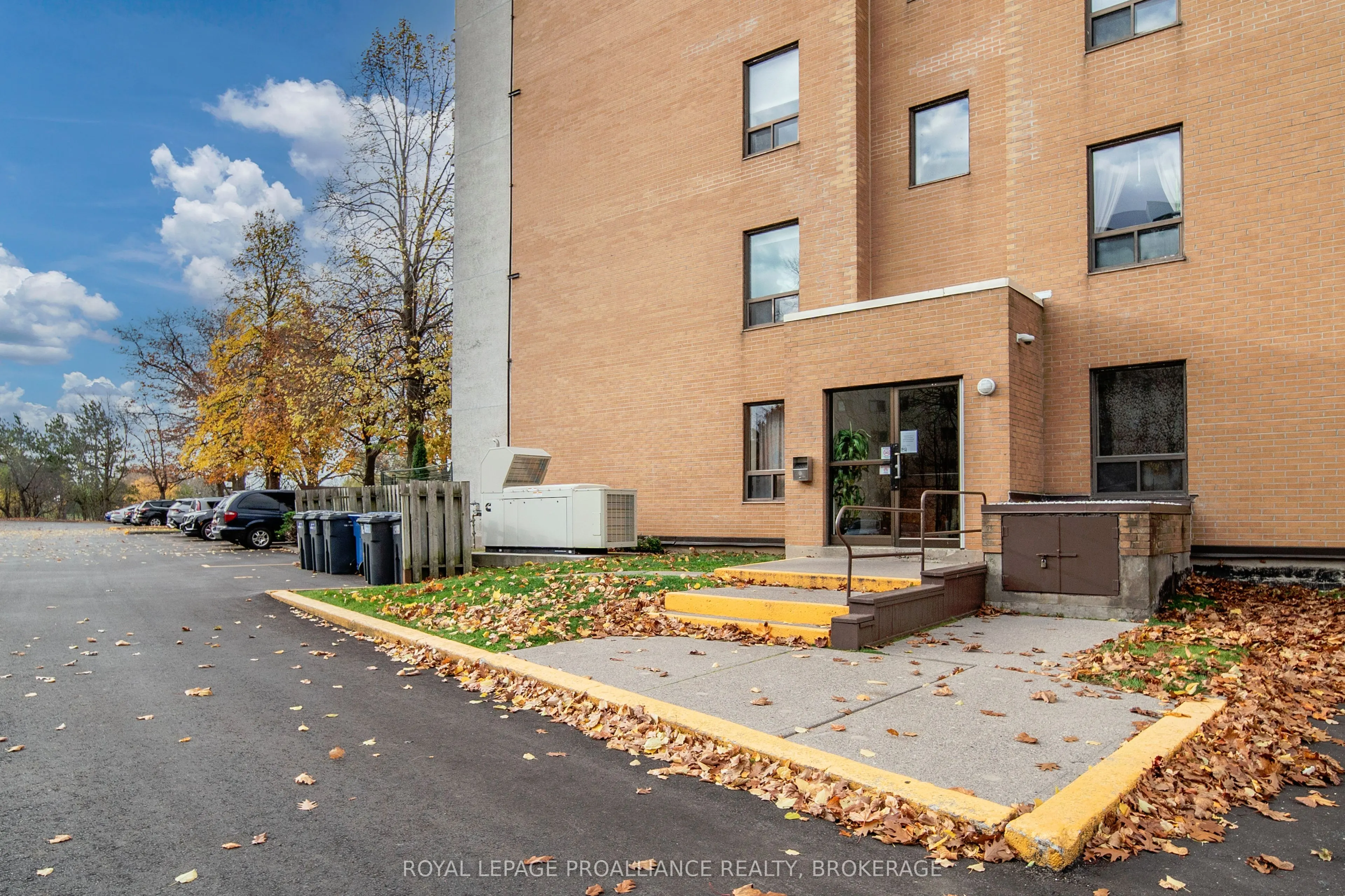 66 Greenview Drive, #510