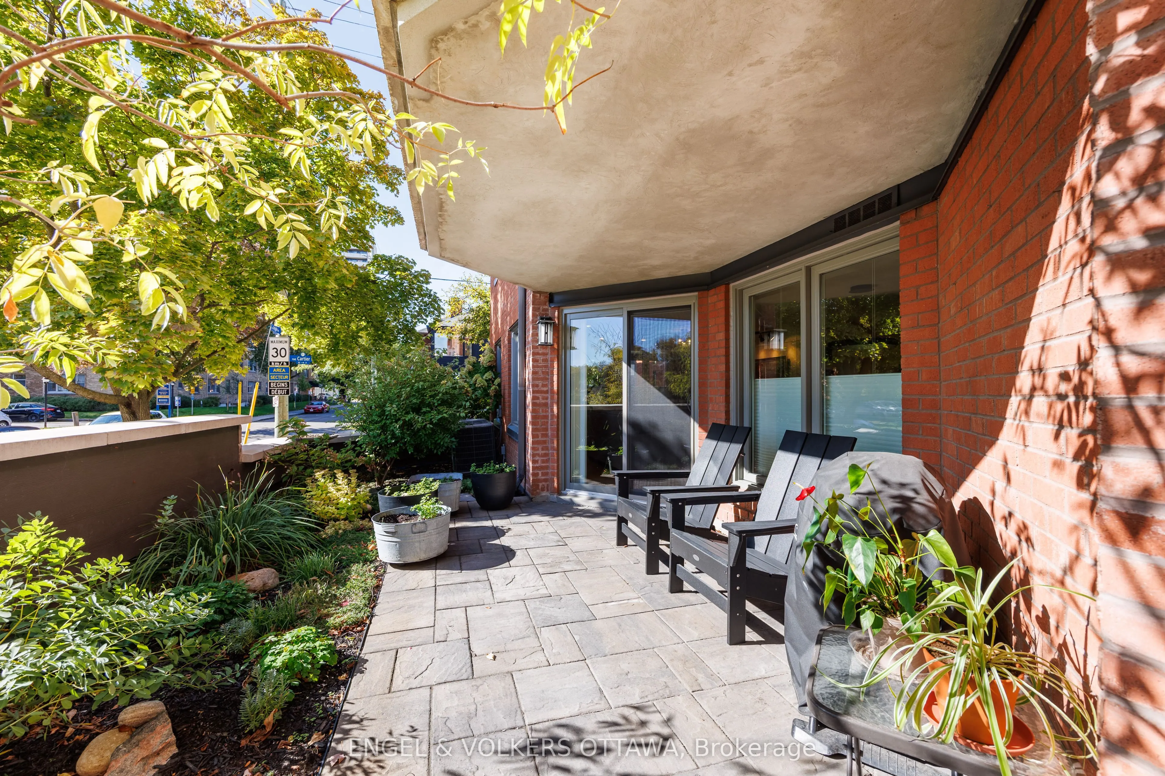 130 Queen Elizabeth Drive, #102
