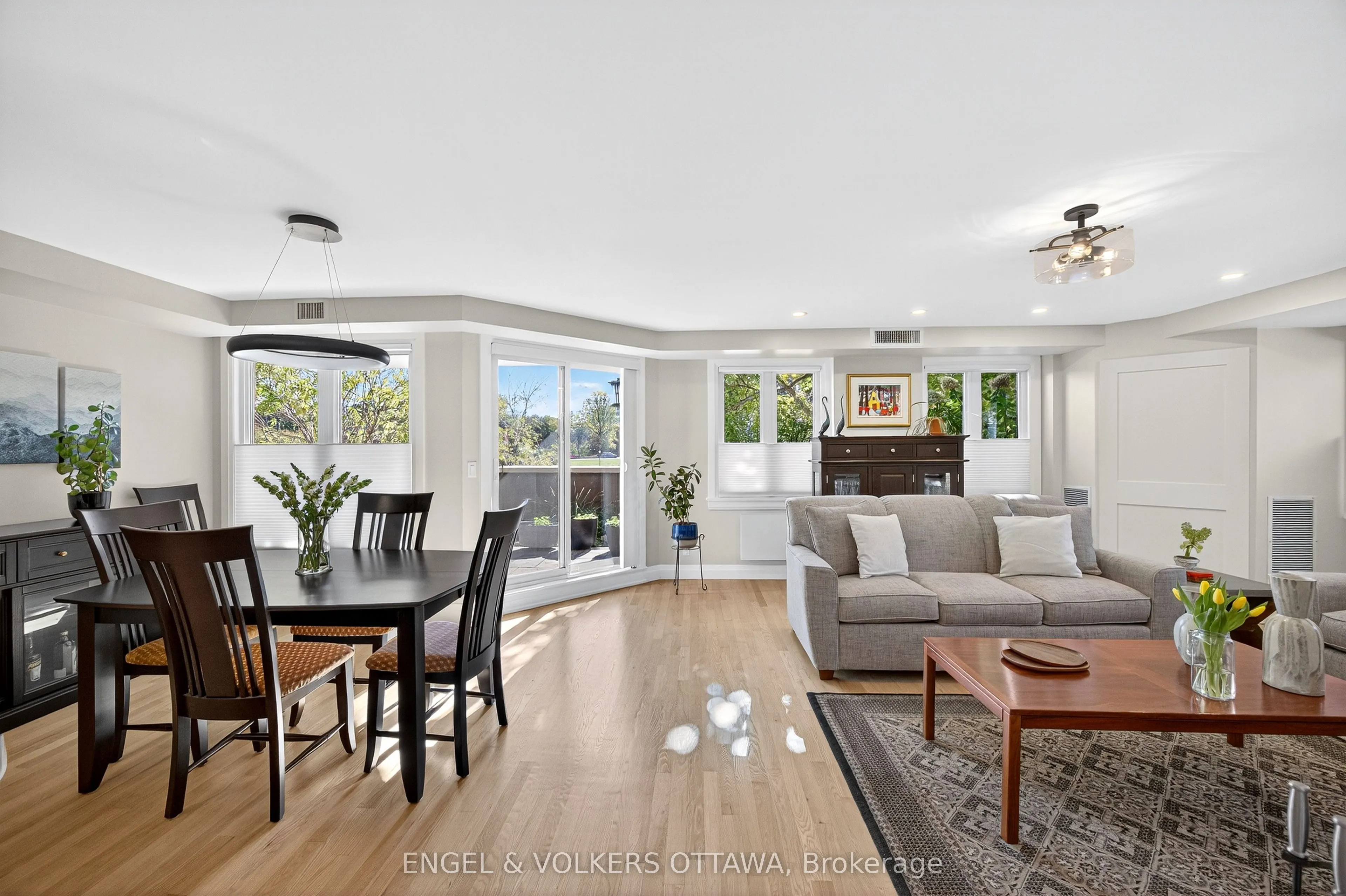 130 Queen Elizabeth Drive, #102