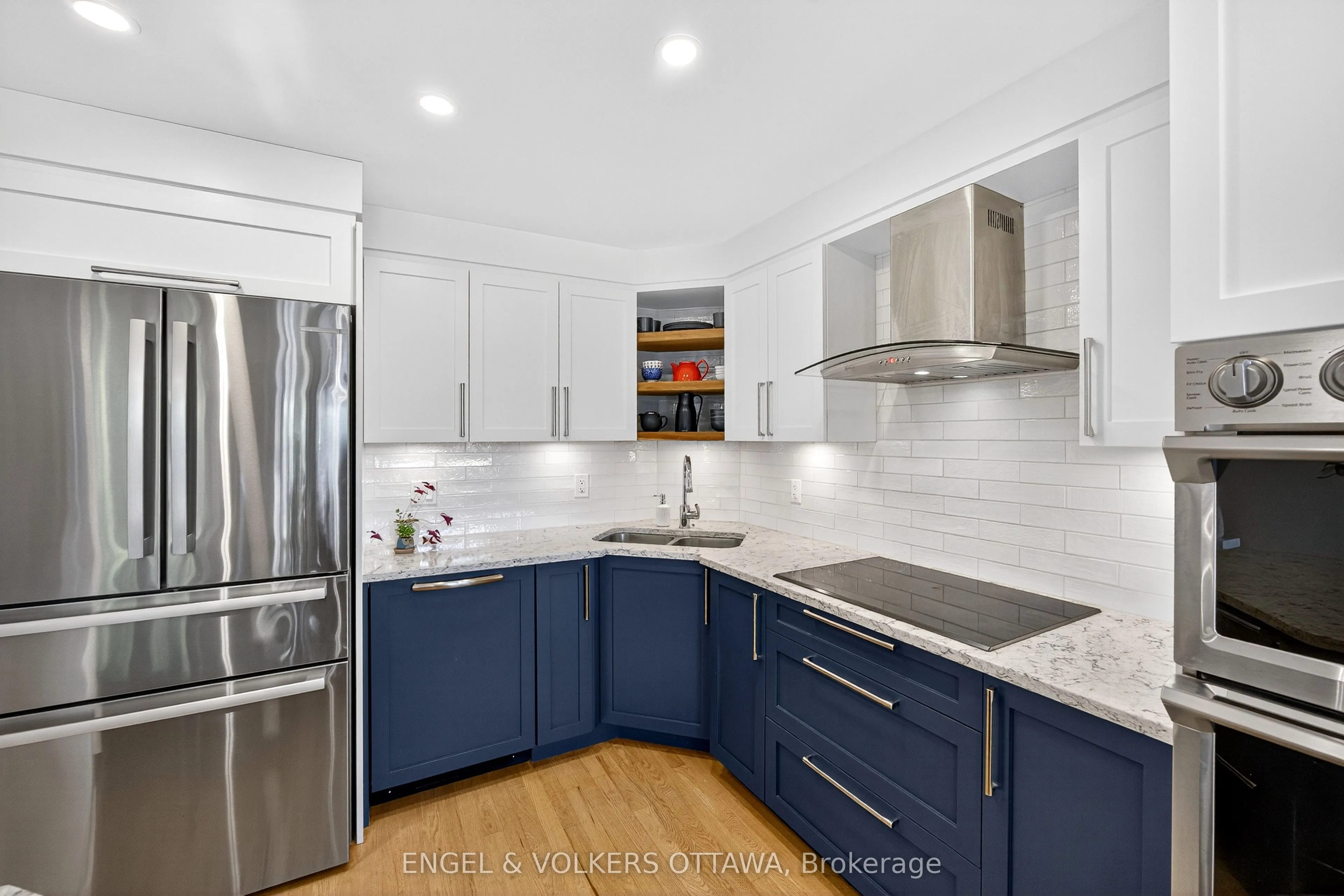 130 Queen Elizabeth Drive, #102