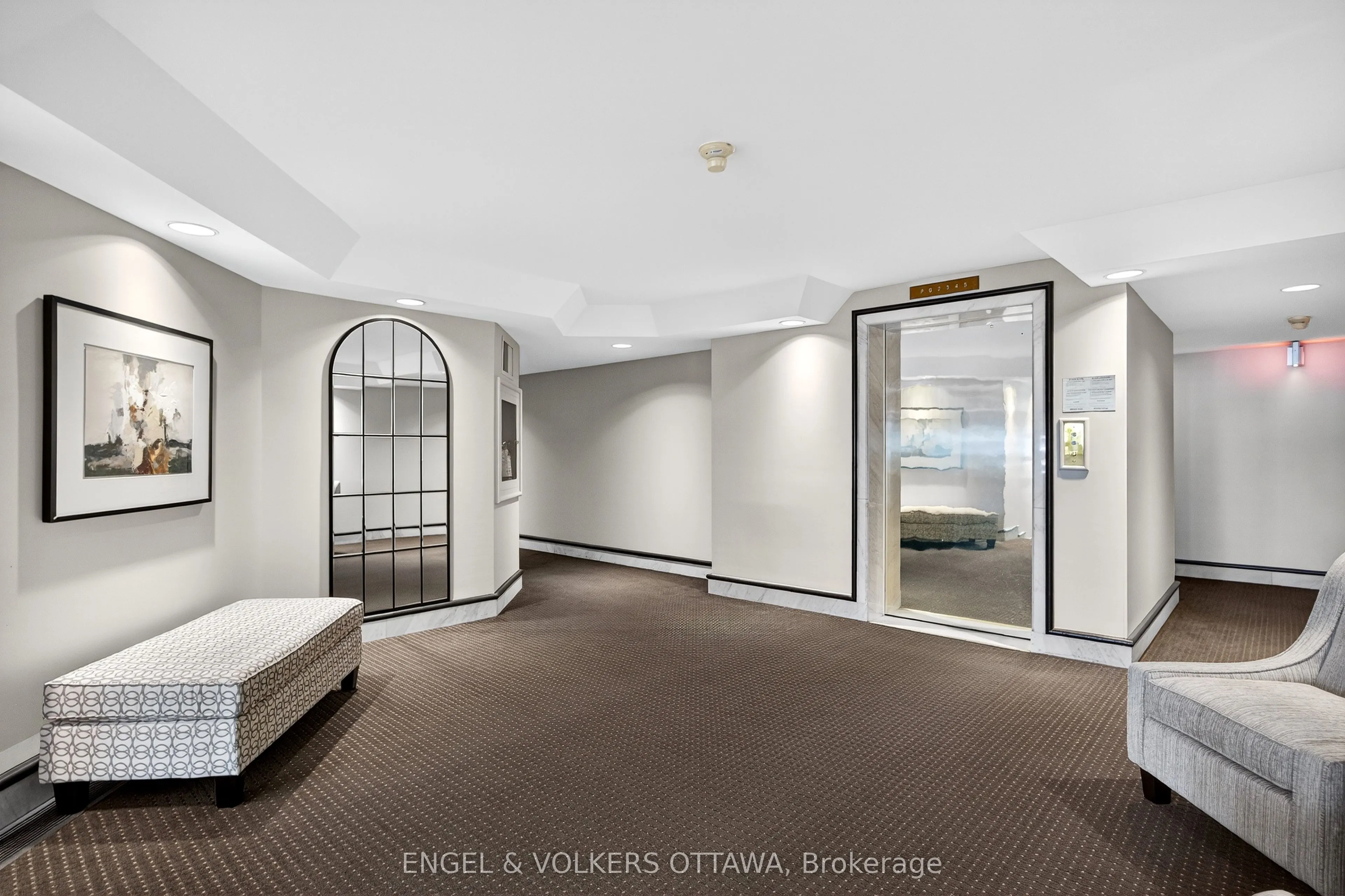 130 Queen Elizabeth Drive, #102