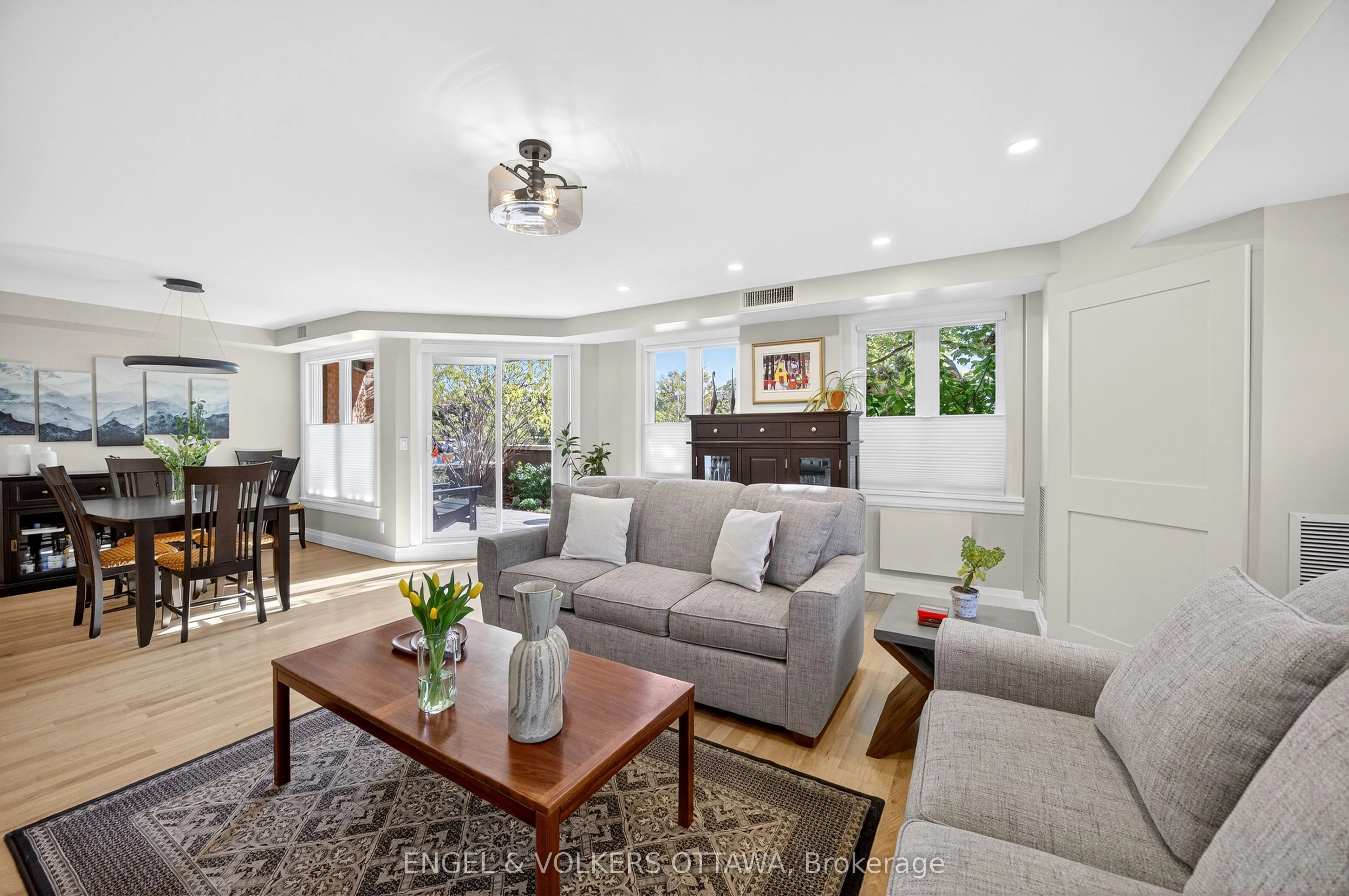 130 Queen Elizabeth Drive, #102