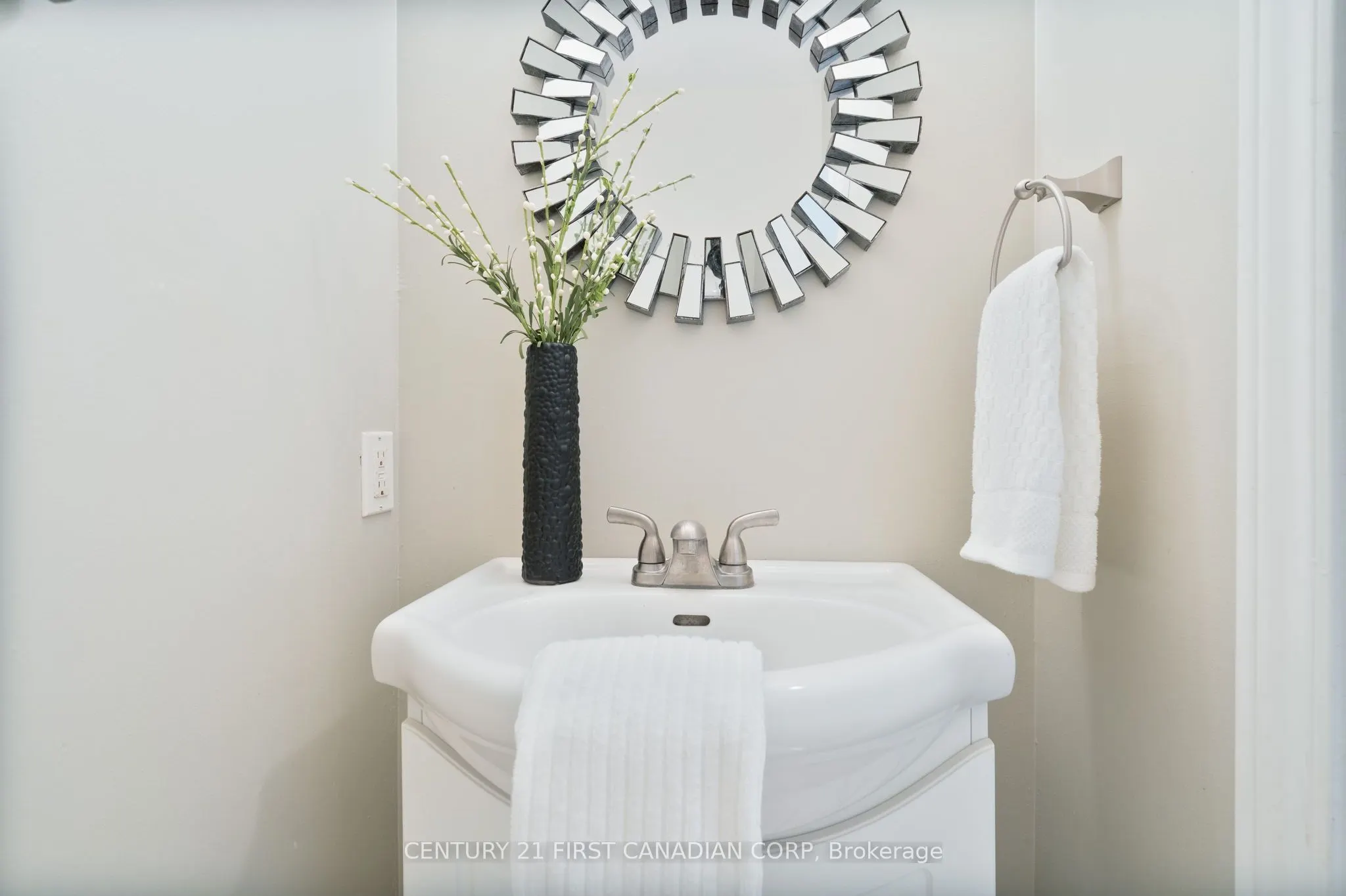 176 Gardenwood Drive, #34