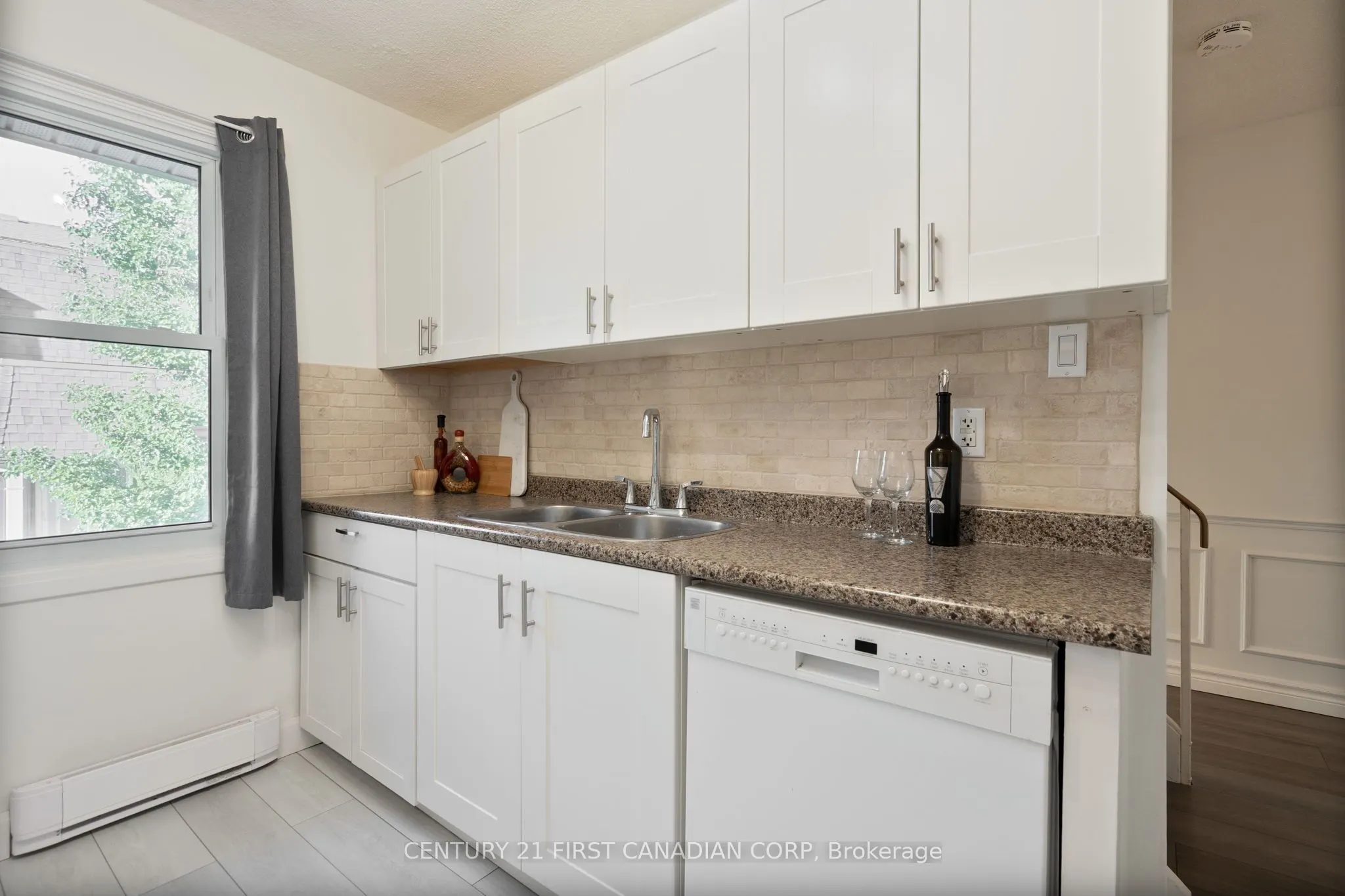 176 Gardenwood Drive, #34