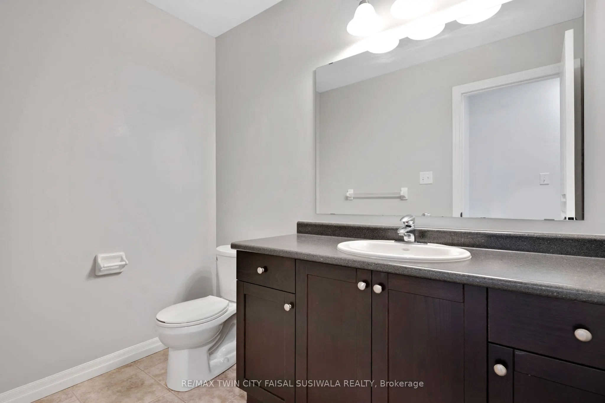 403 Moorlands Crescent