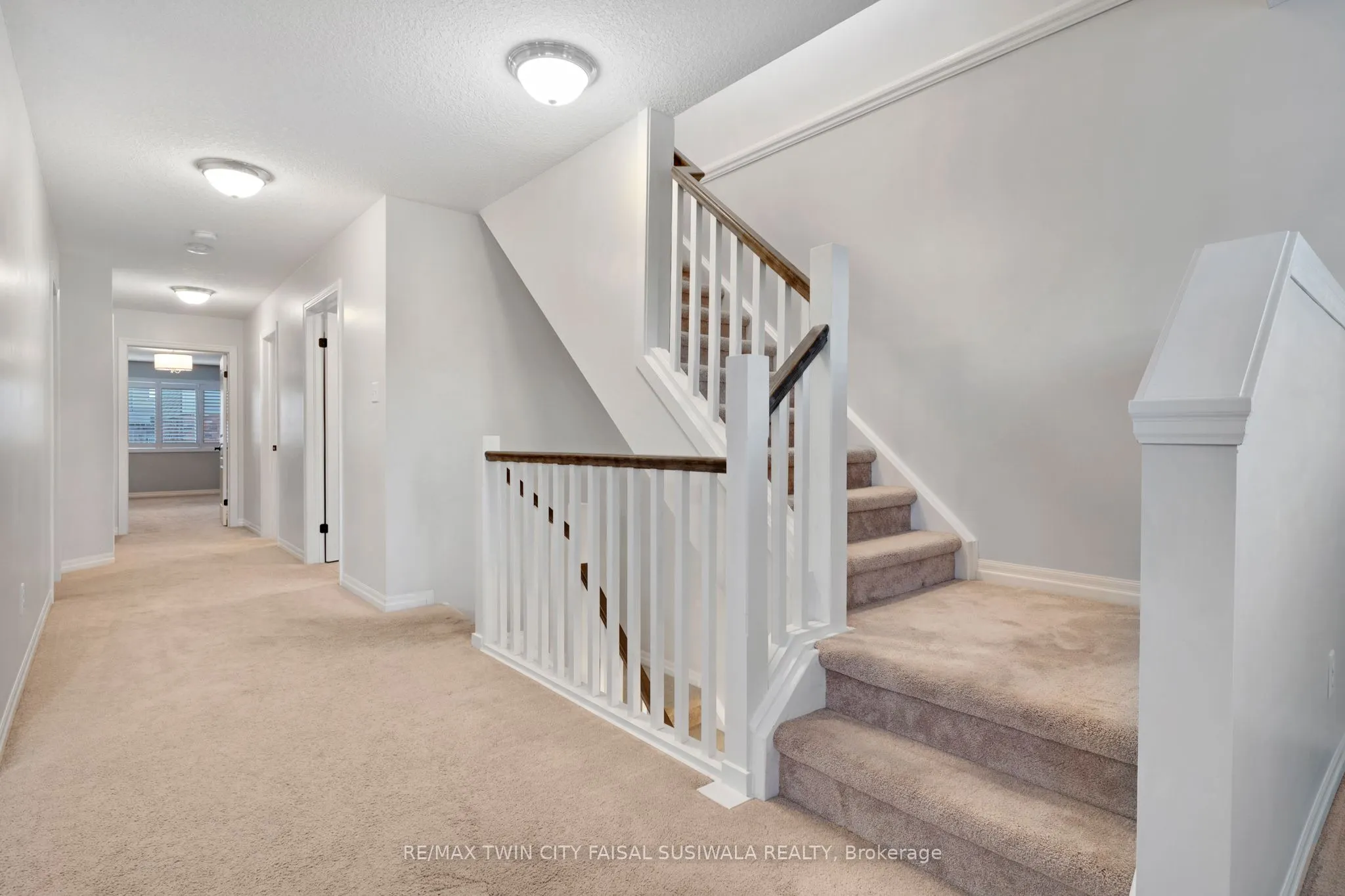 403 Moorlands Crescent