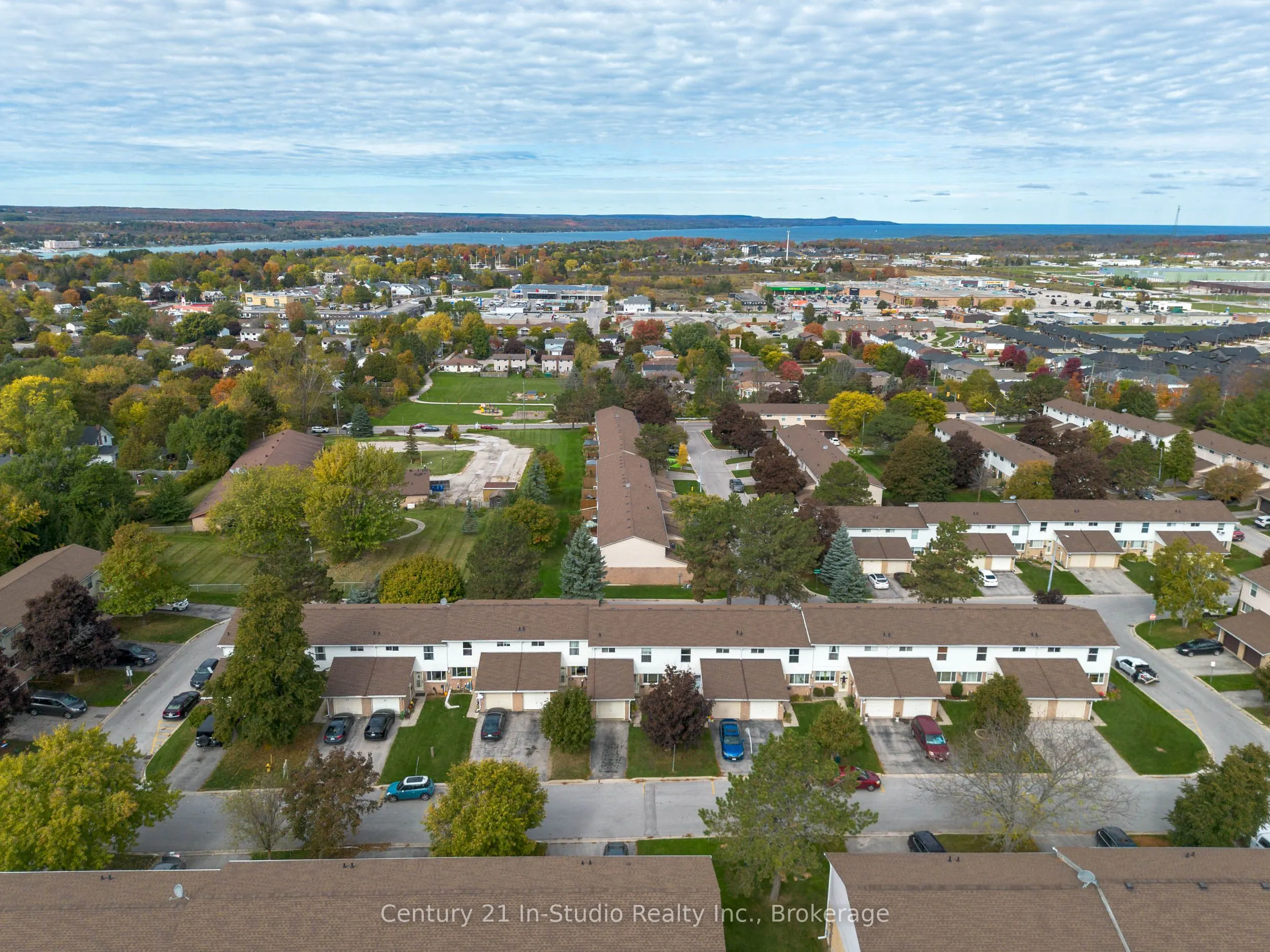 62 Laurie Crescent, #62