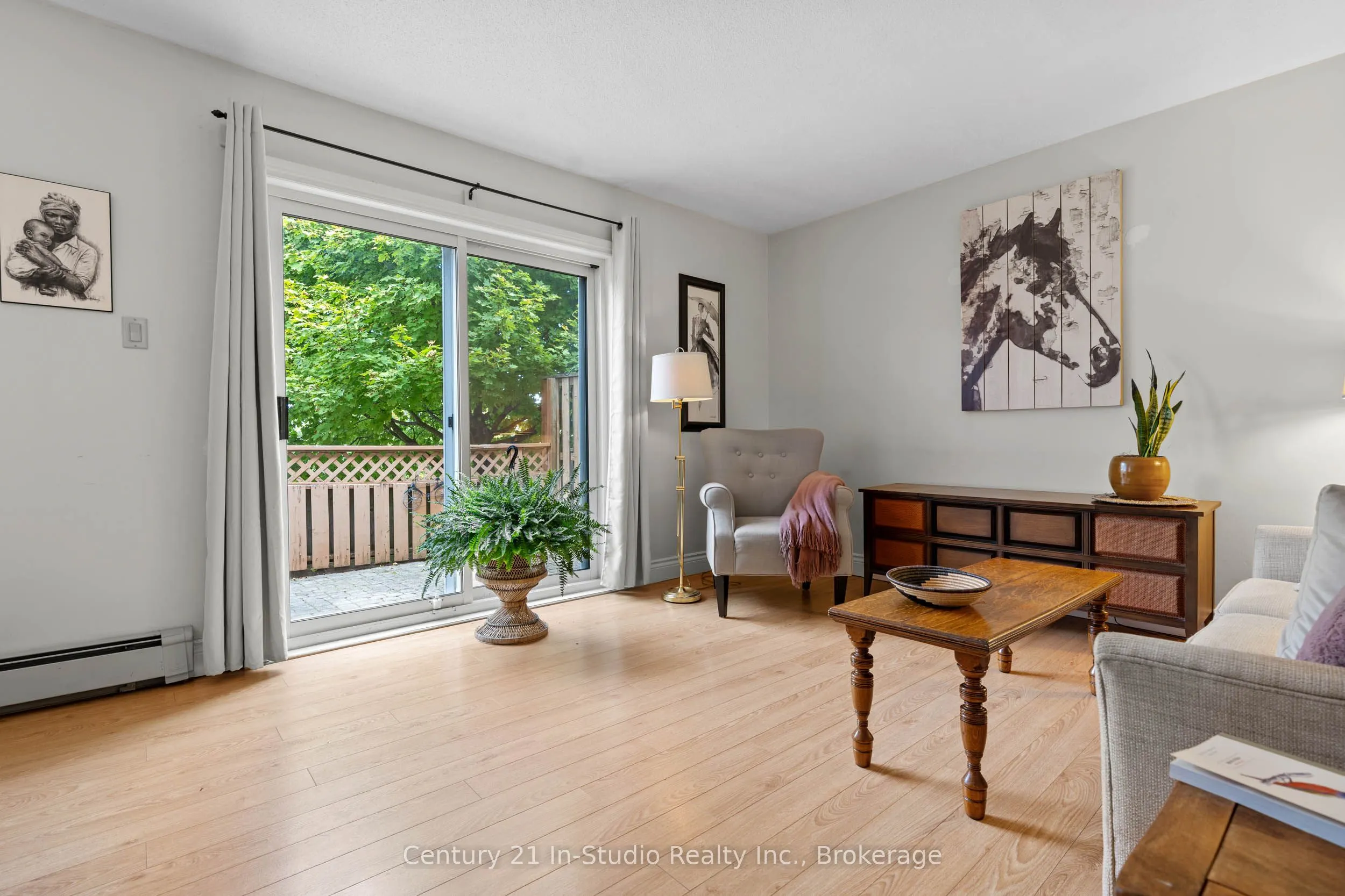 62 Laurie Crescent, #62