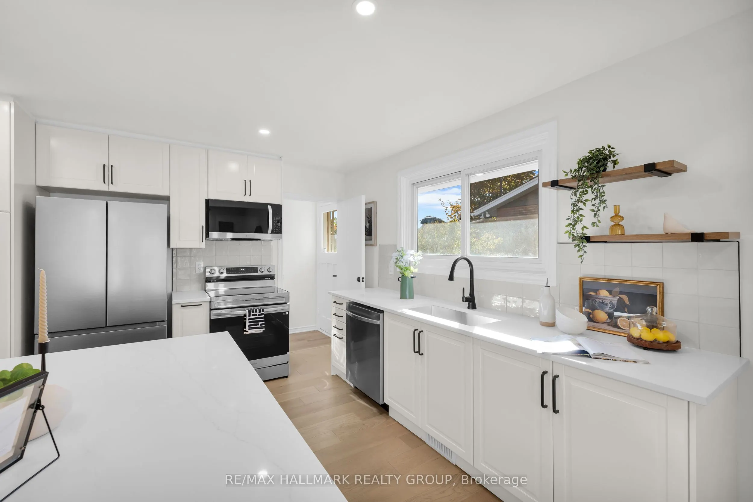 26 SPRING GARDEN Avenue