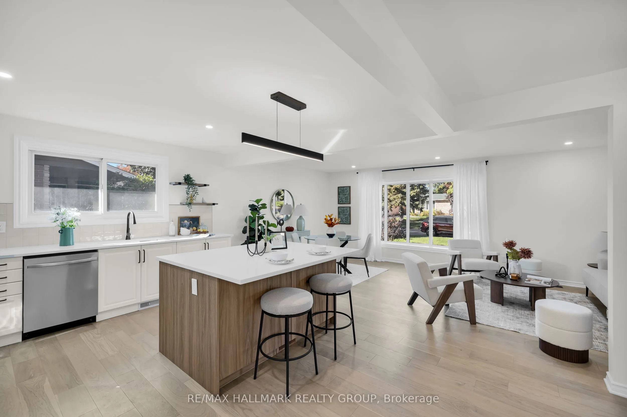 26 SPRING GARDEN Avenue