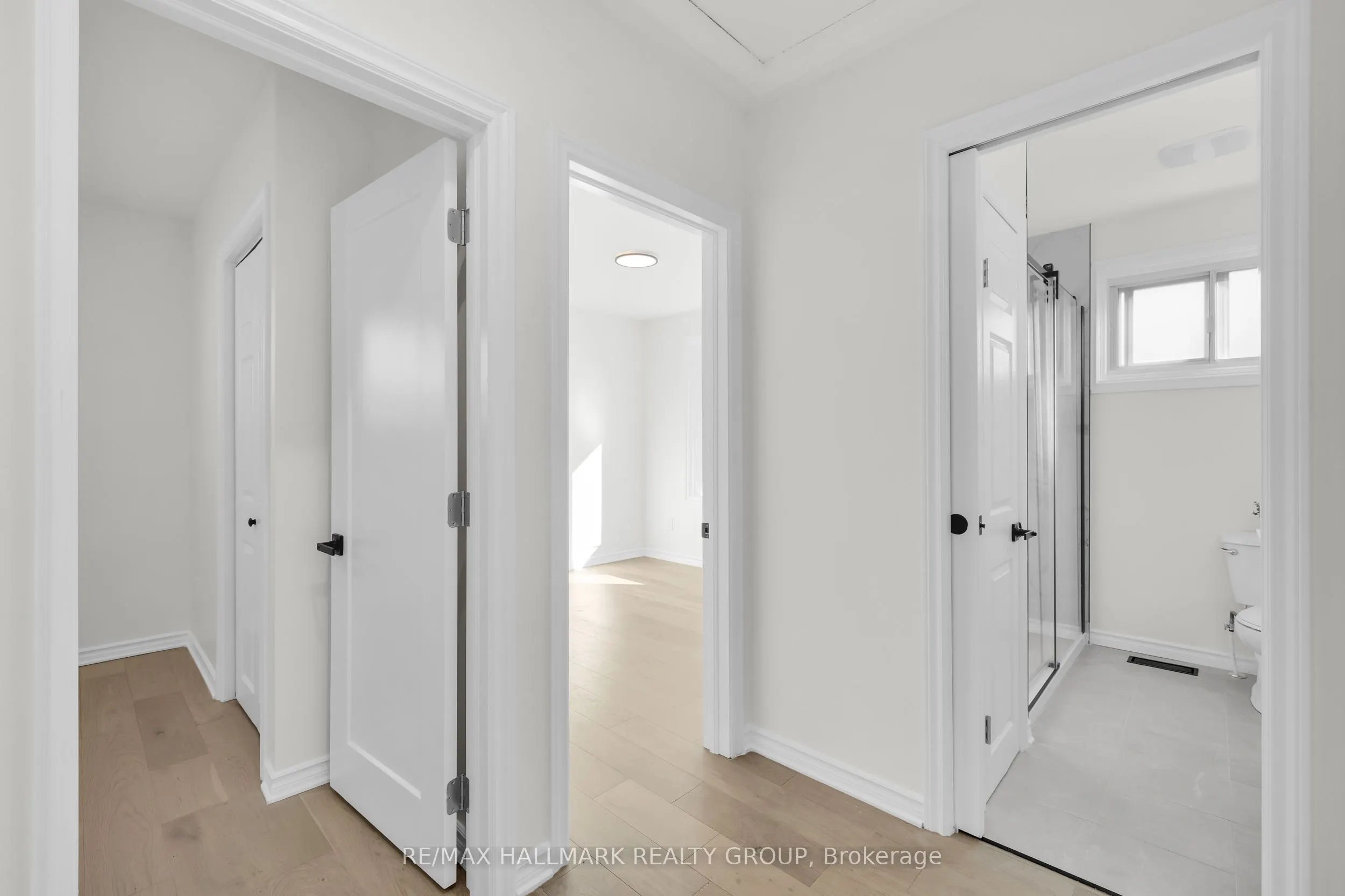 26 SPRING GARDEN Avenue