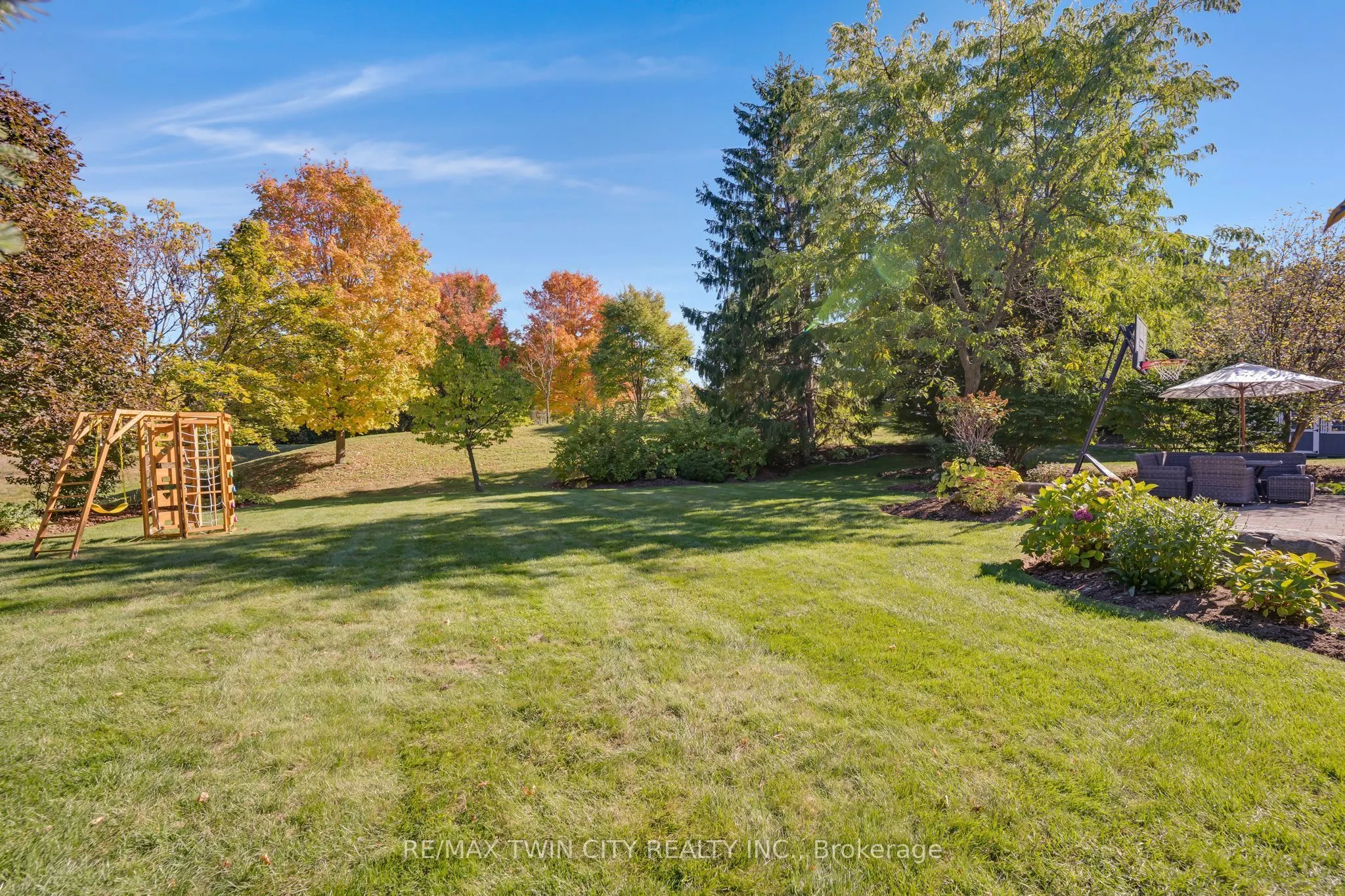 328 Wyecroft Boulevard
