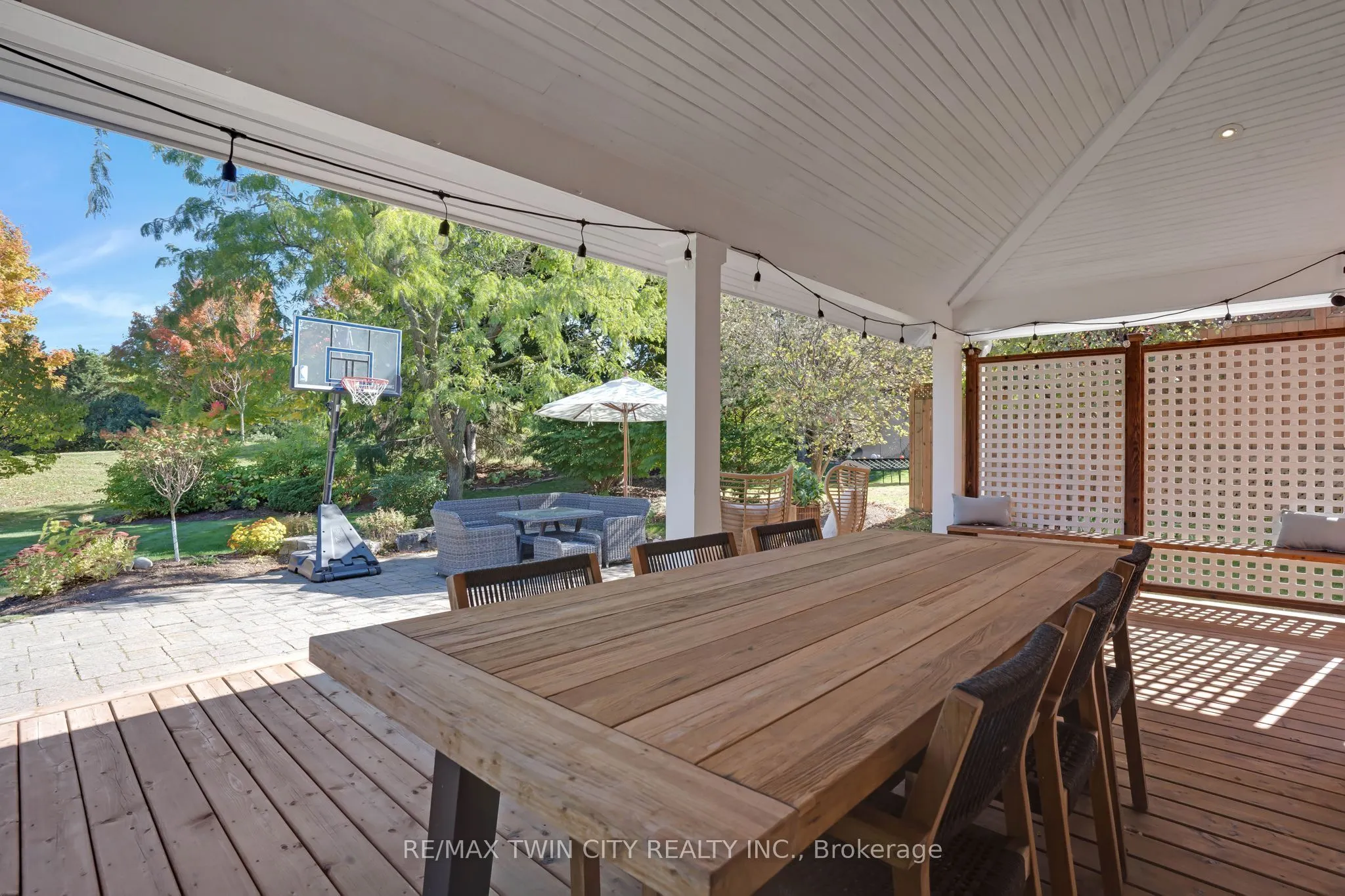 328 Wyecroft Boulevard
