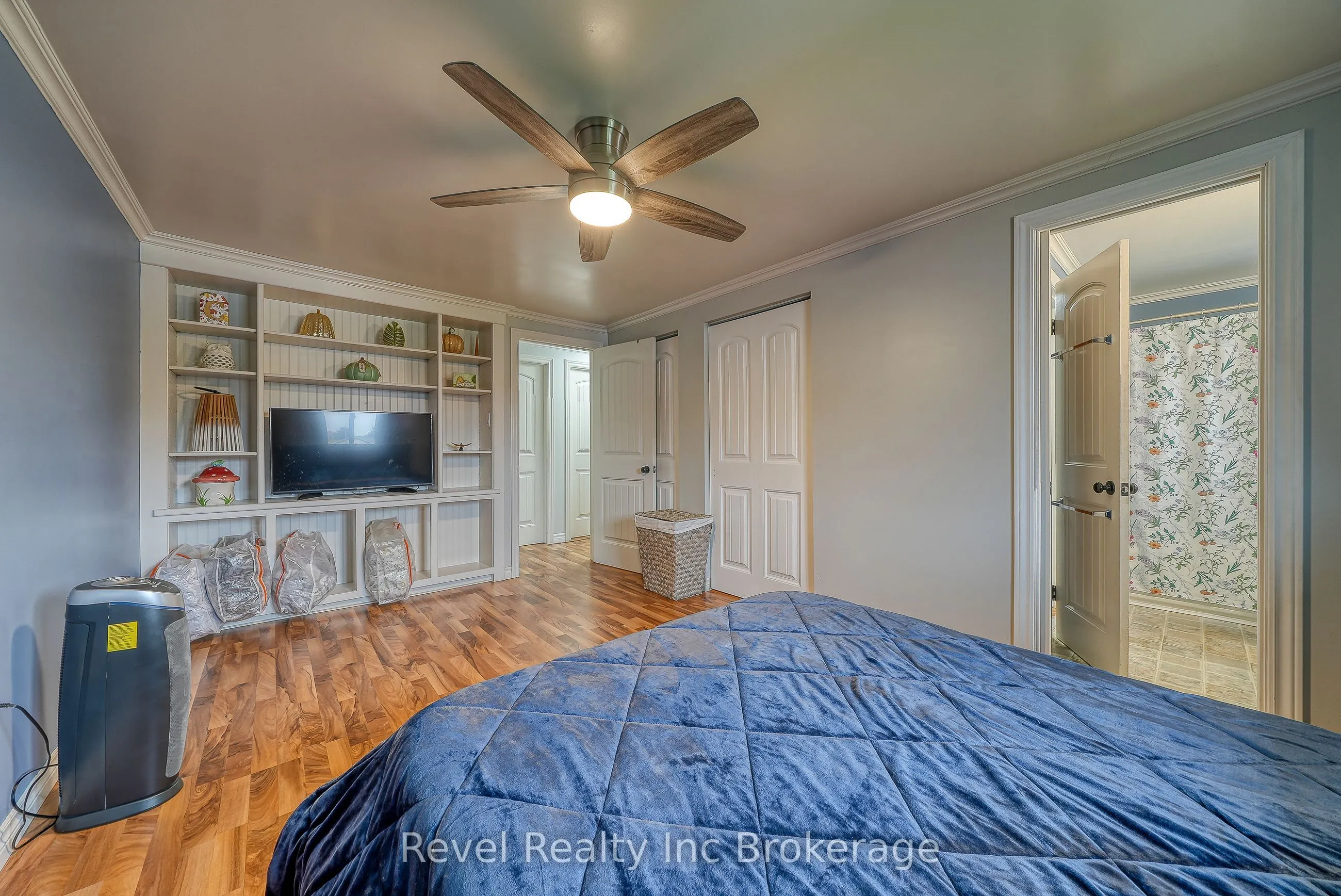 487 Springbank Avenue N, #22