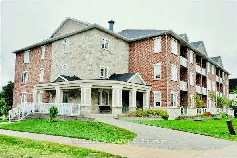 95 Wilson Street W, #102