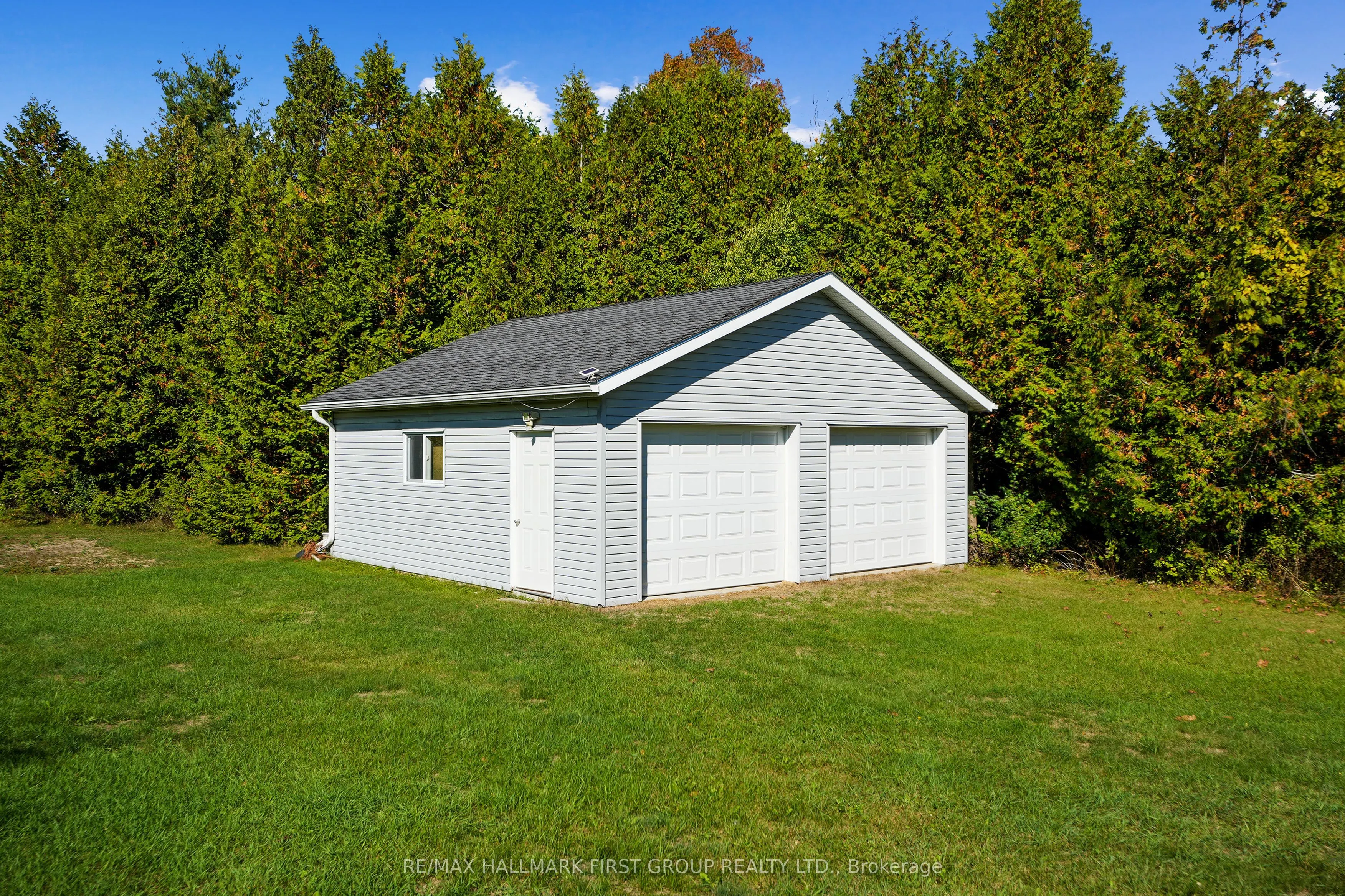 282 Lakeshore Road