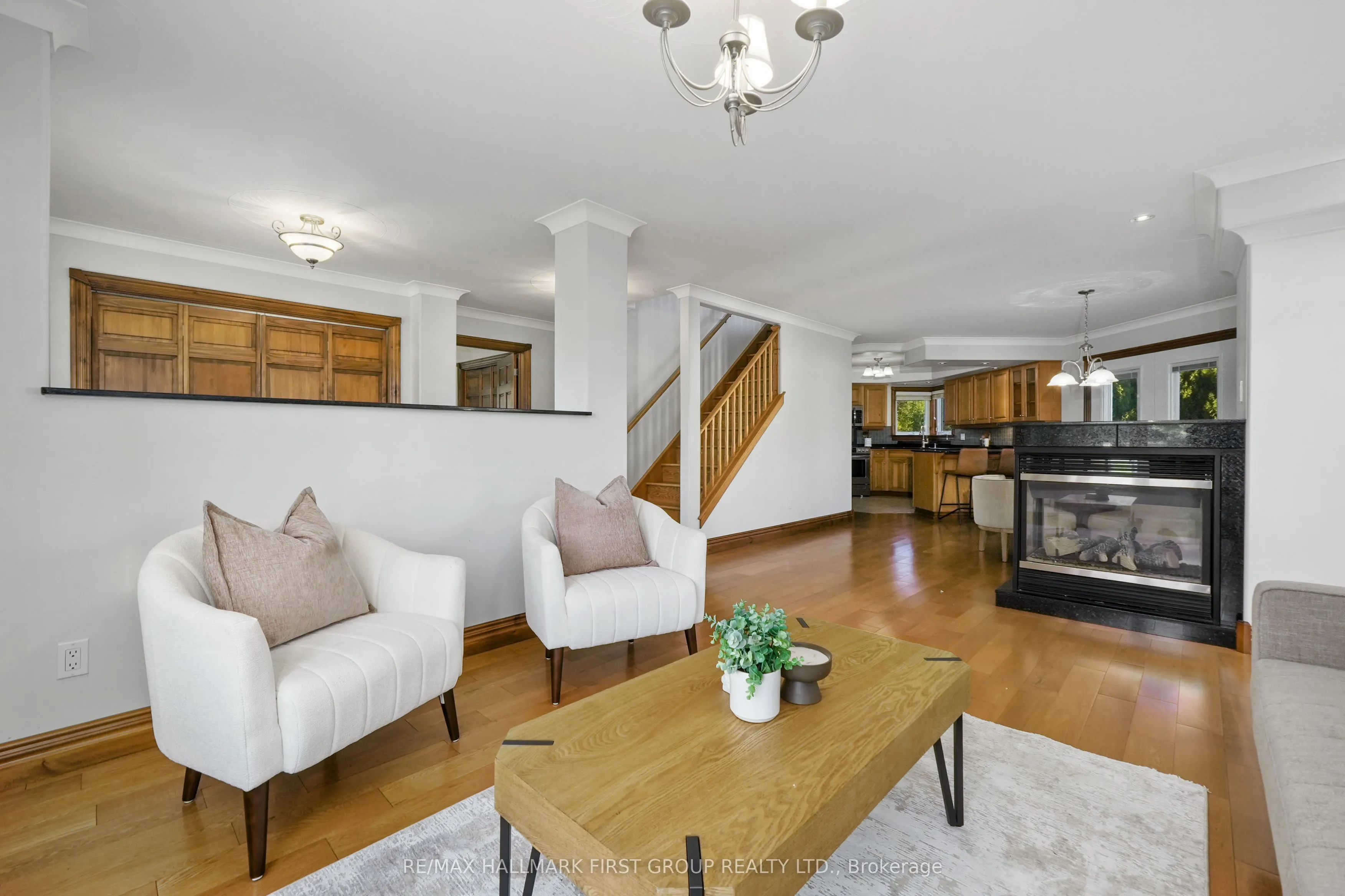 282 Lakeshore Road