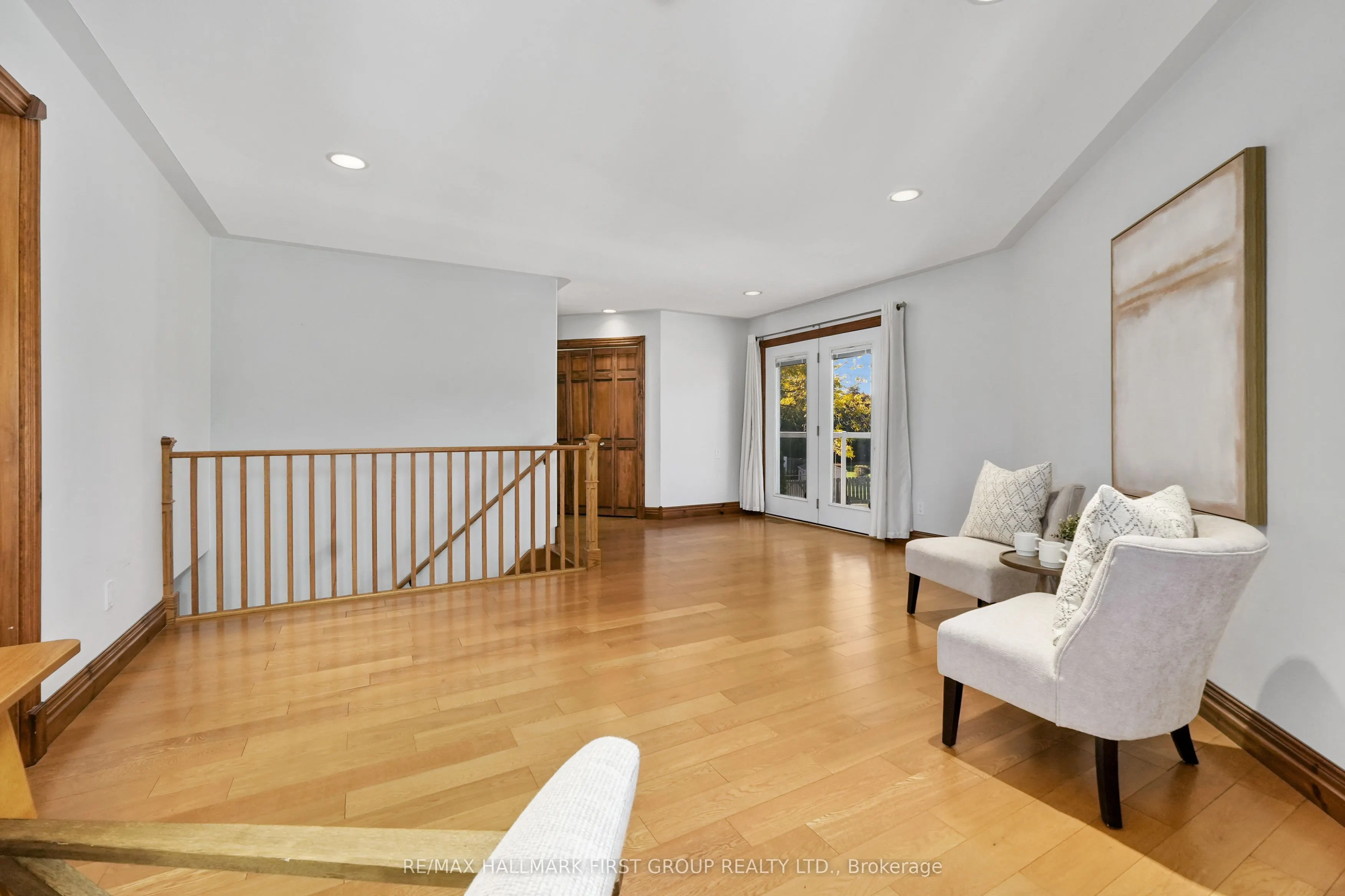 282 Lakeshore Road
