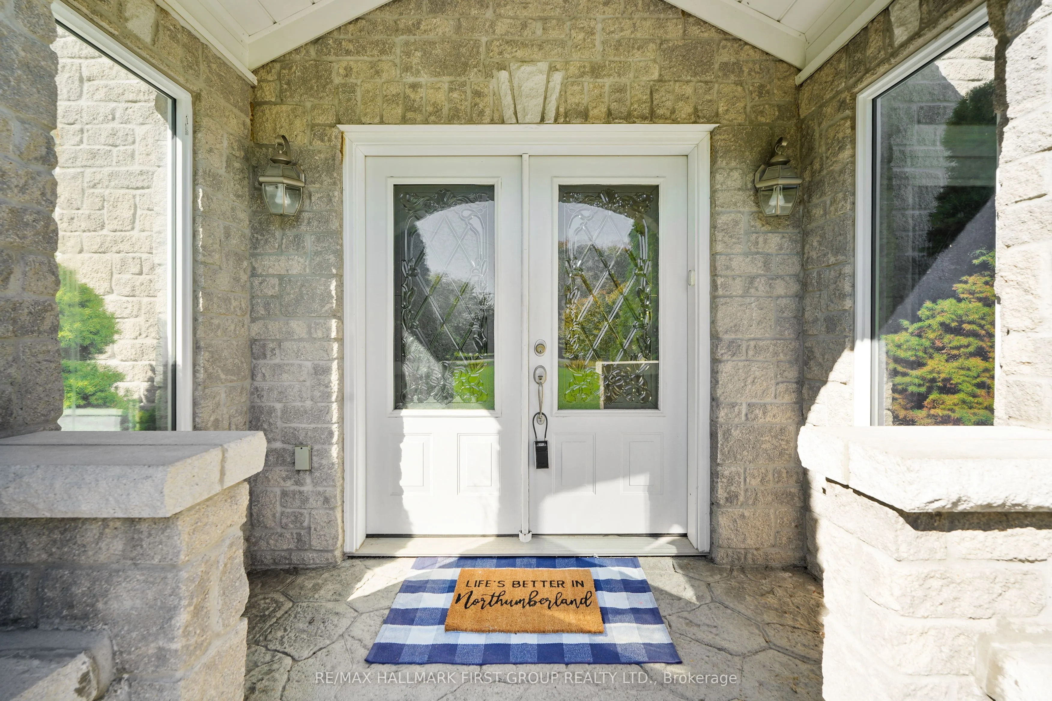 282 Lakeshore Road