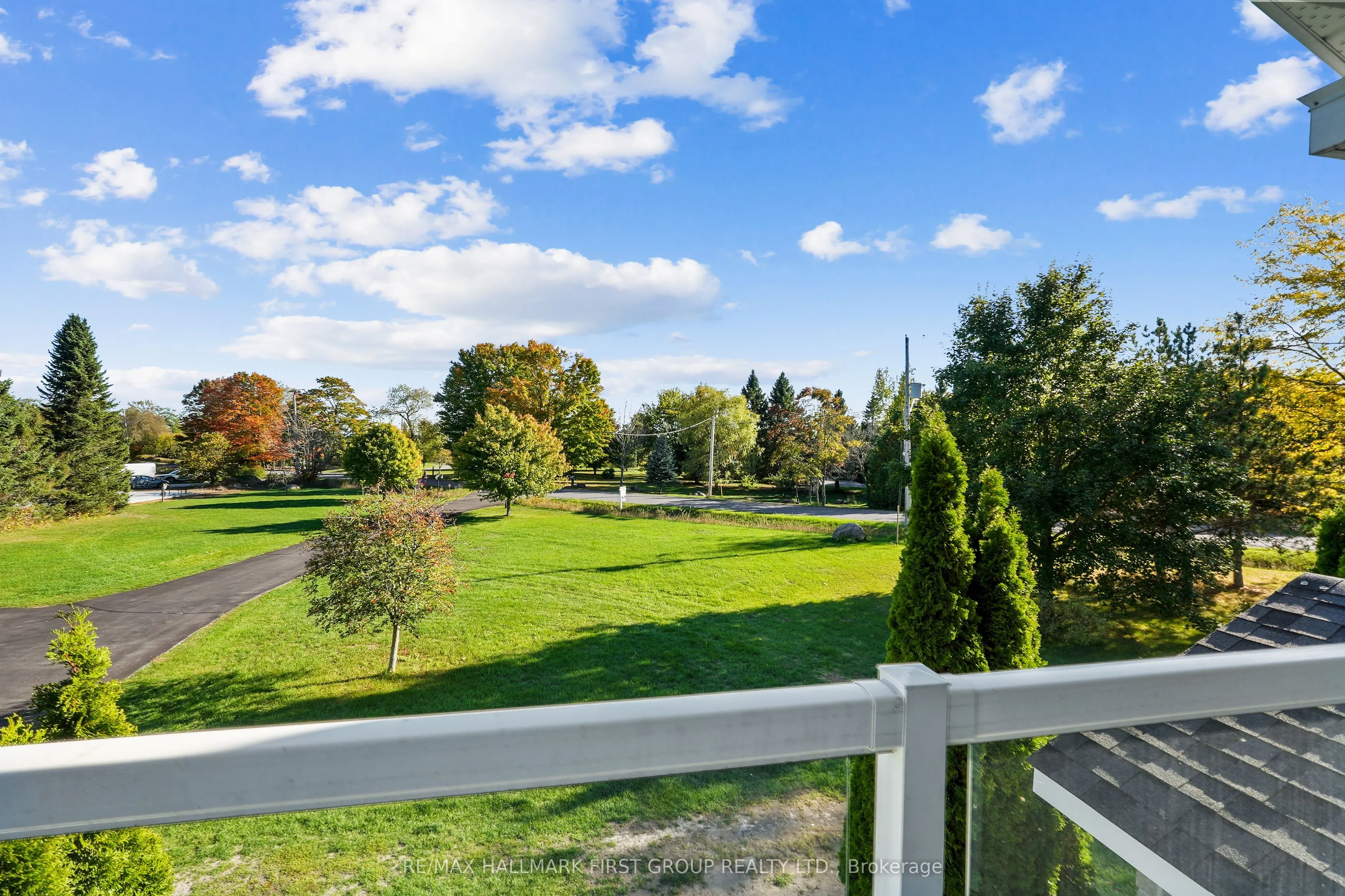282 Lakeshore Road