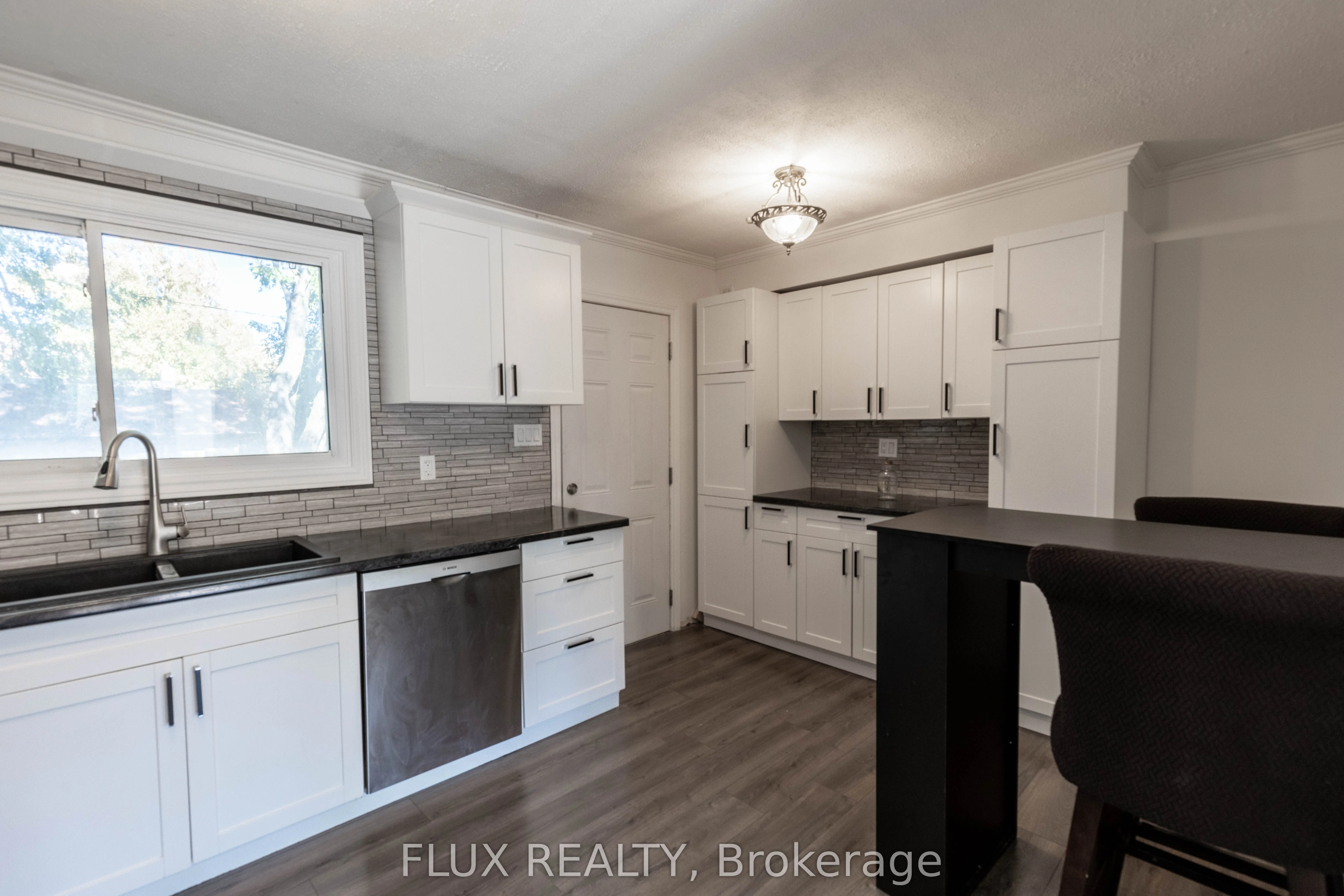 509 Dunbar Road